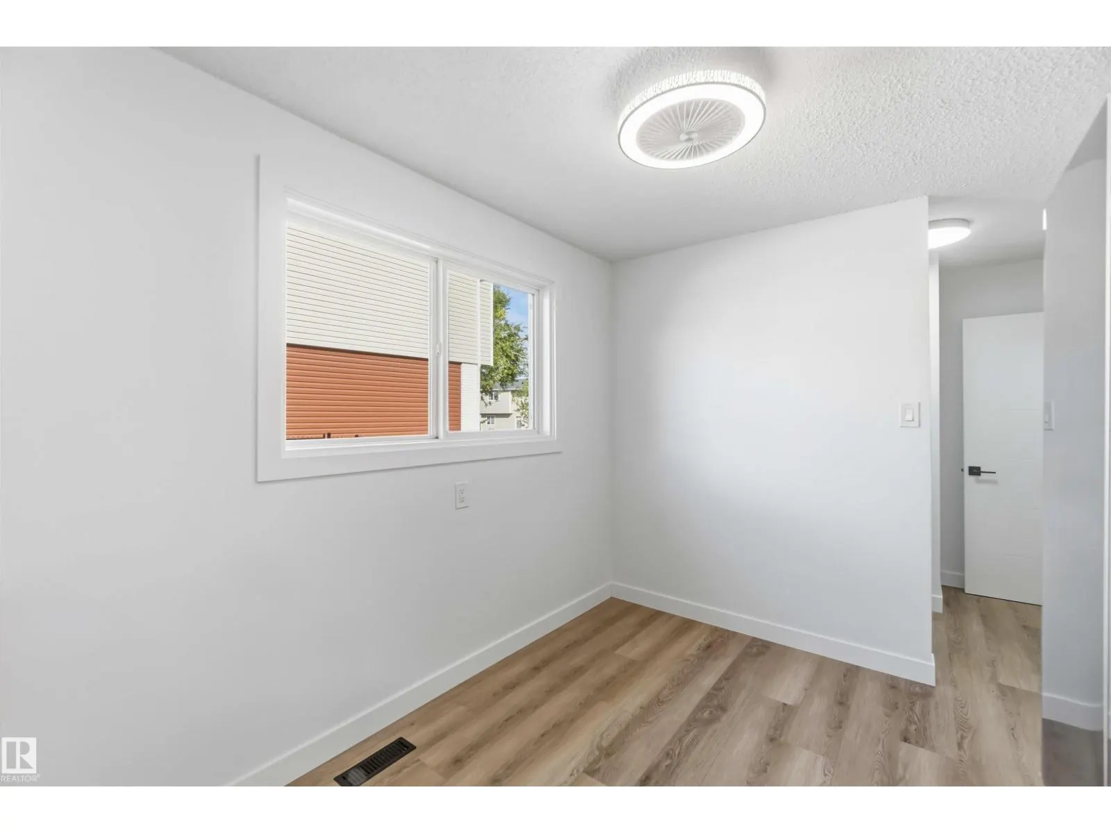 160 HABITAT CR NW