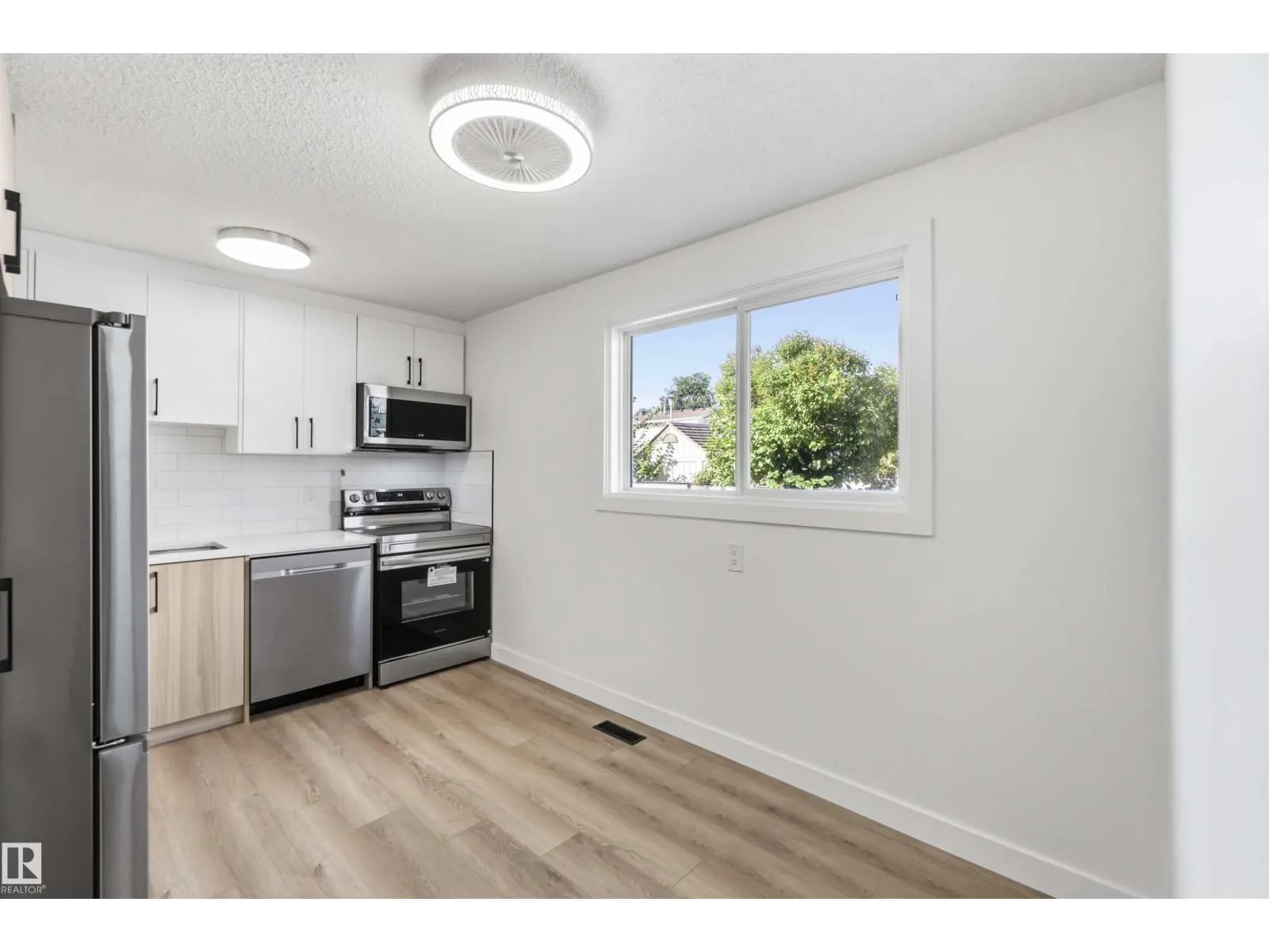 160 HABITAT CR NW