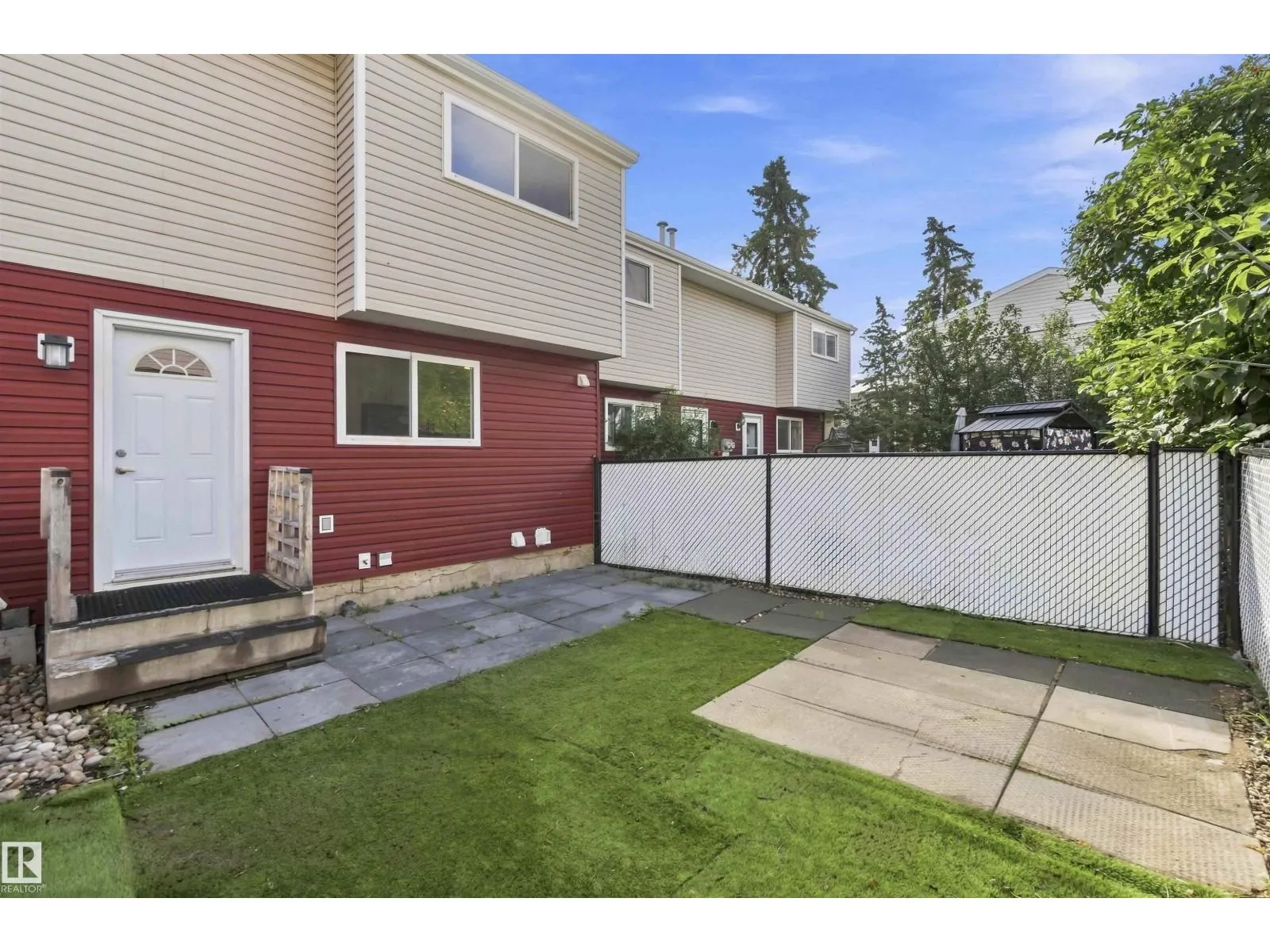 160 HABITAT CR NW
