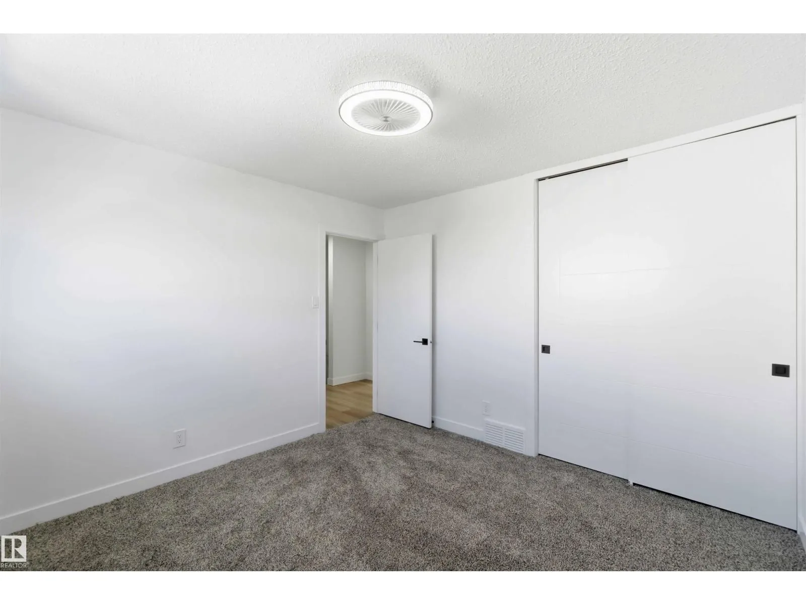 160 HABITAT CR NW
