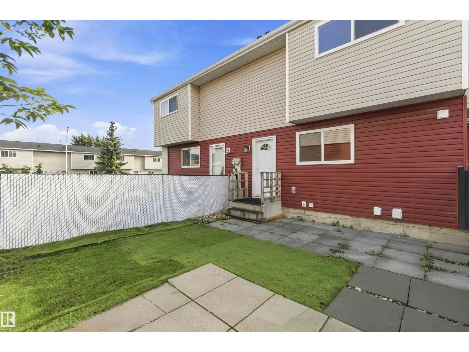 160 HABITAT CR NW