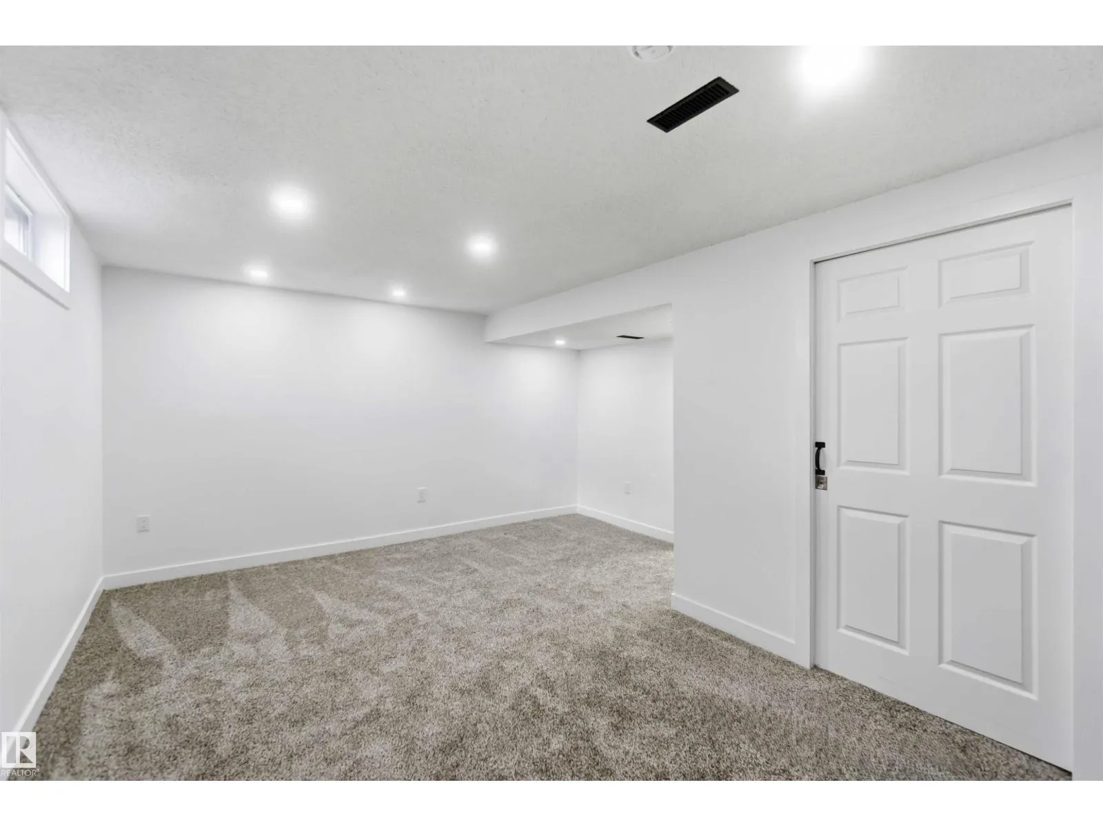 160 HABITAT CR NW