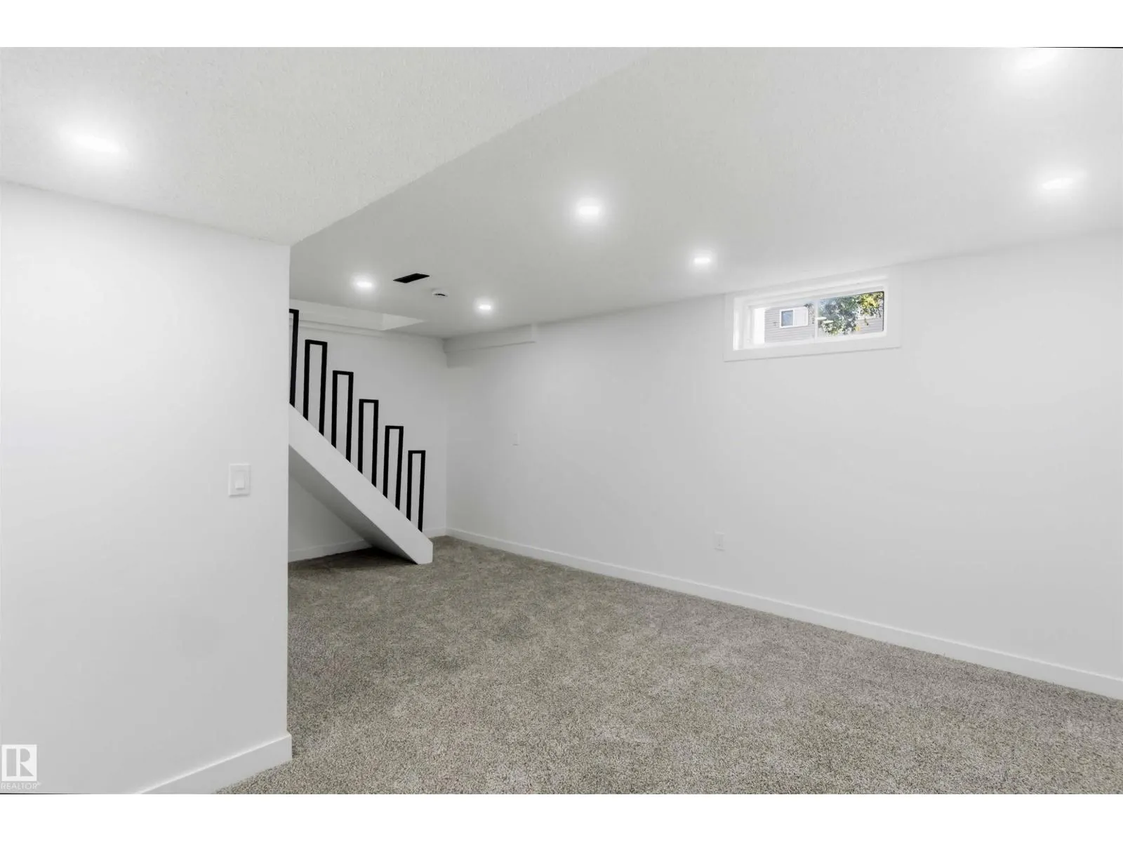 160 HABITAT CR NW