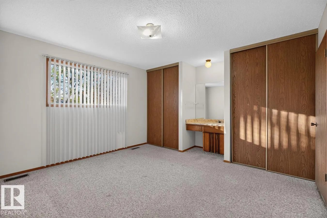 3047 143 AV NW