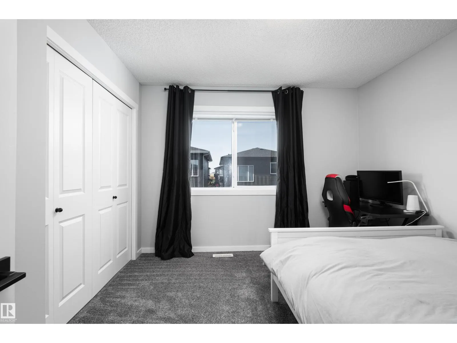 310 41 ST SW