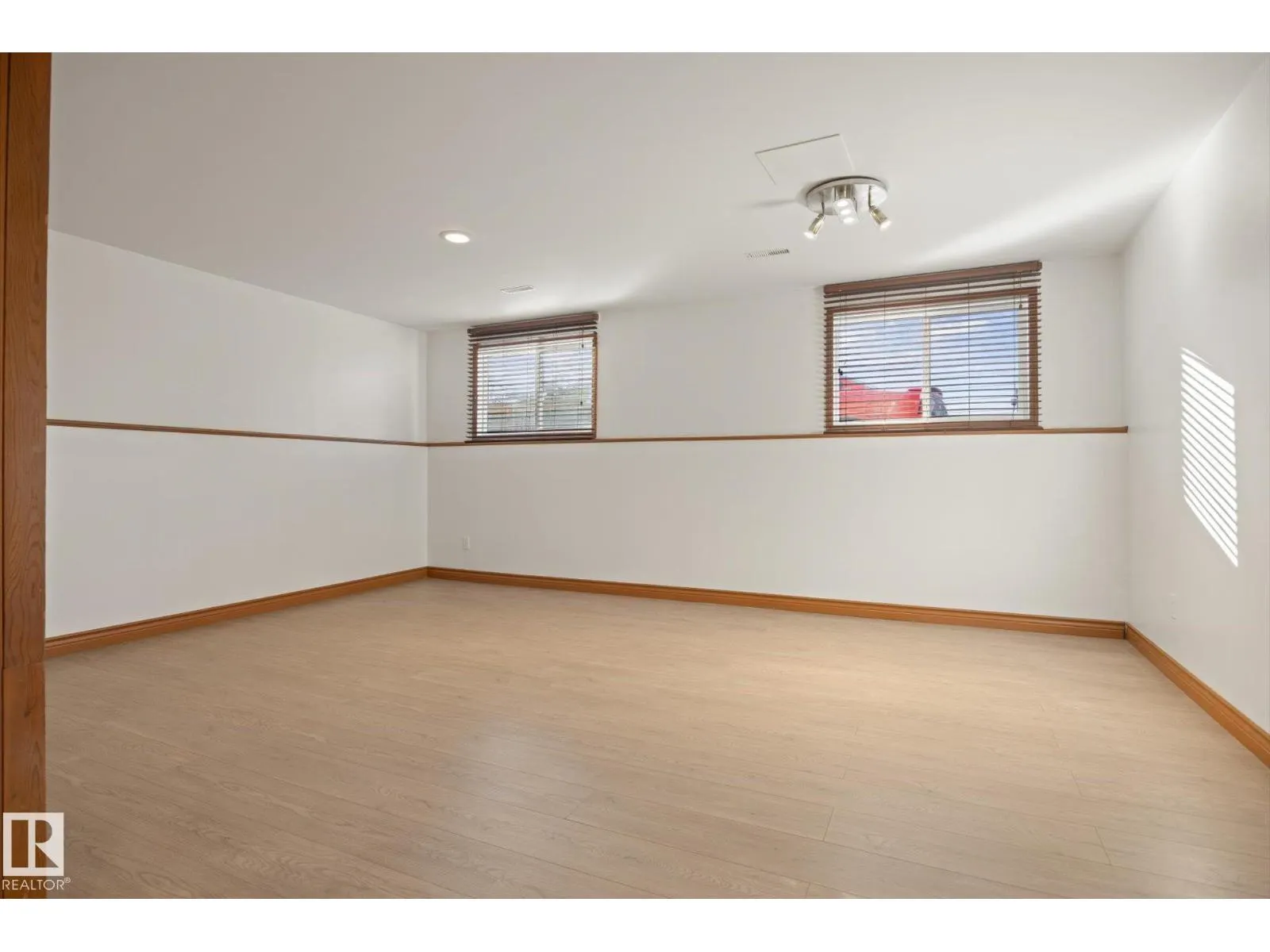 14107 114 ST NW