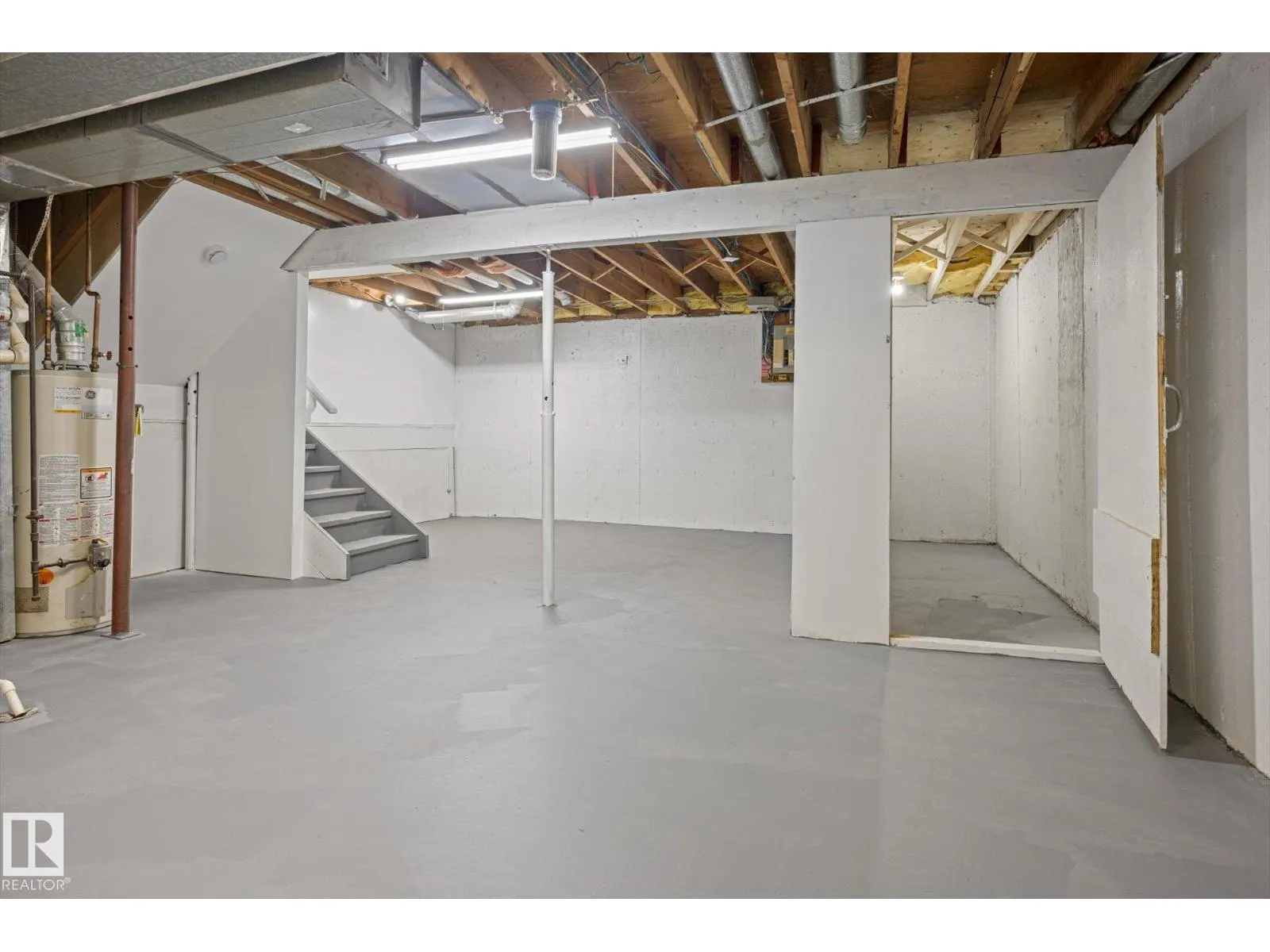 14107 114 ST NW
