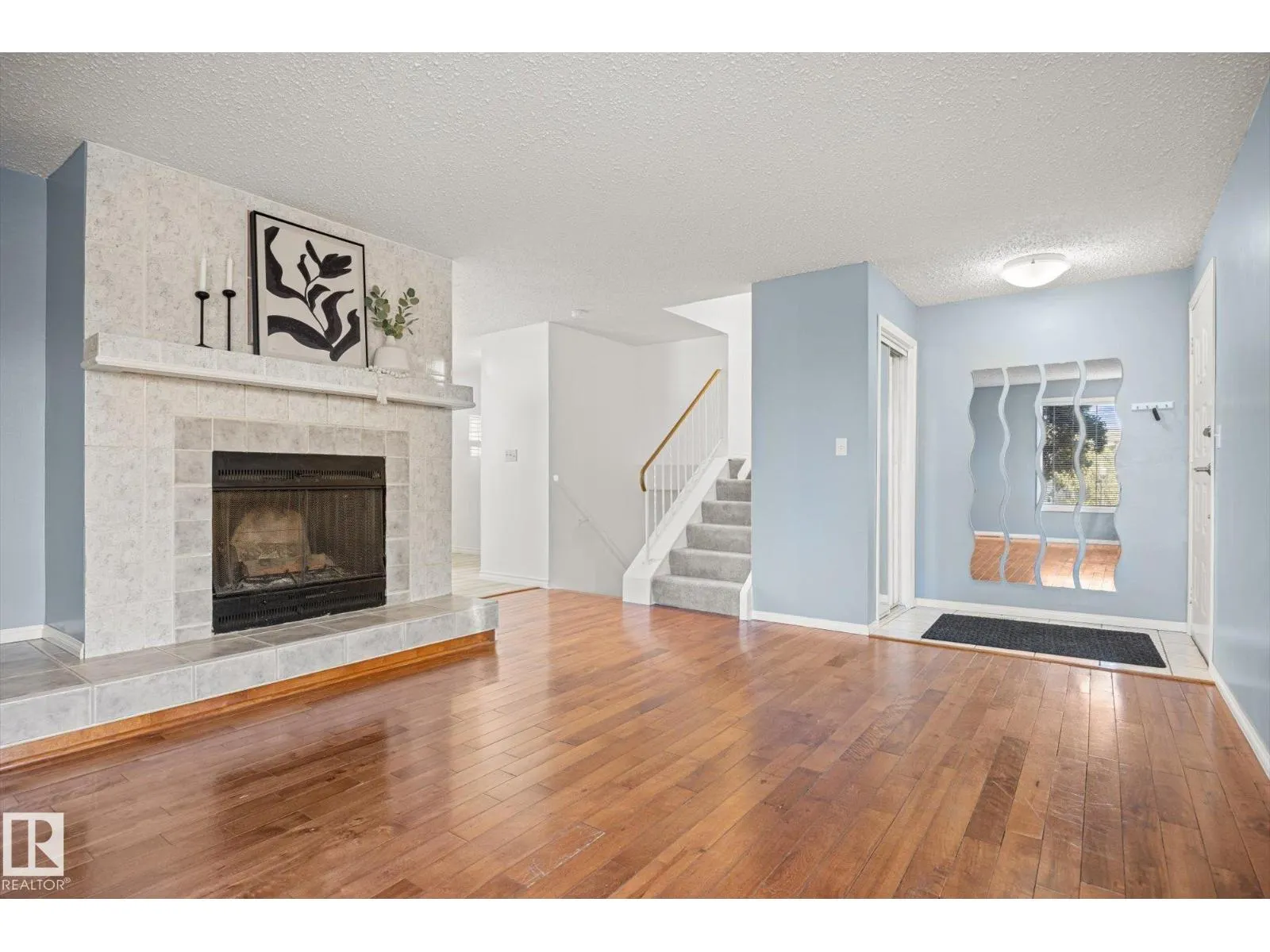 14107 114 ST NW