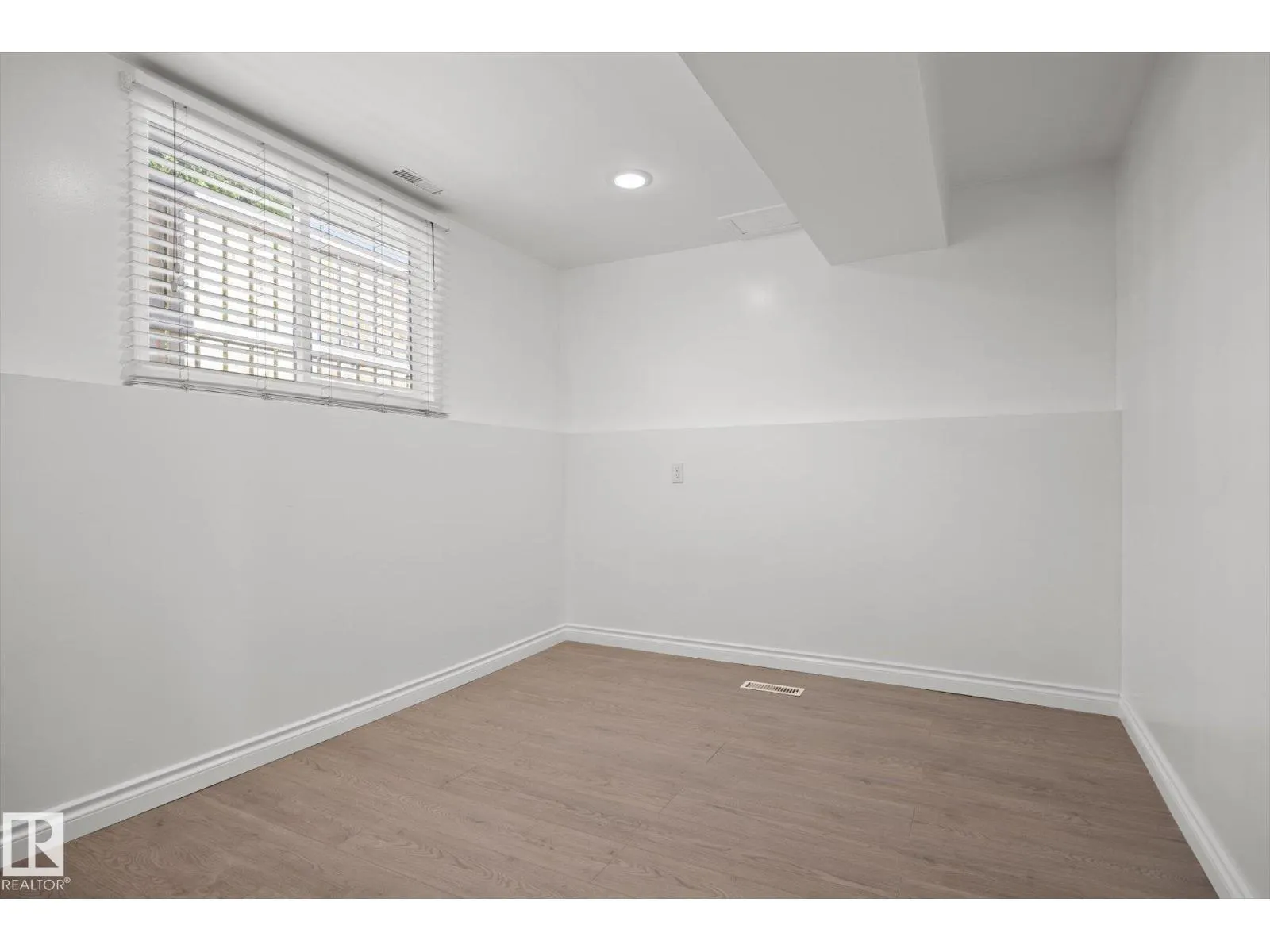 14107 114 ST NW