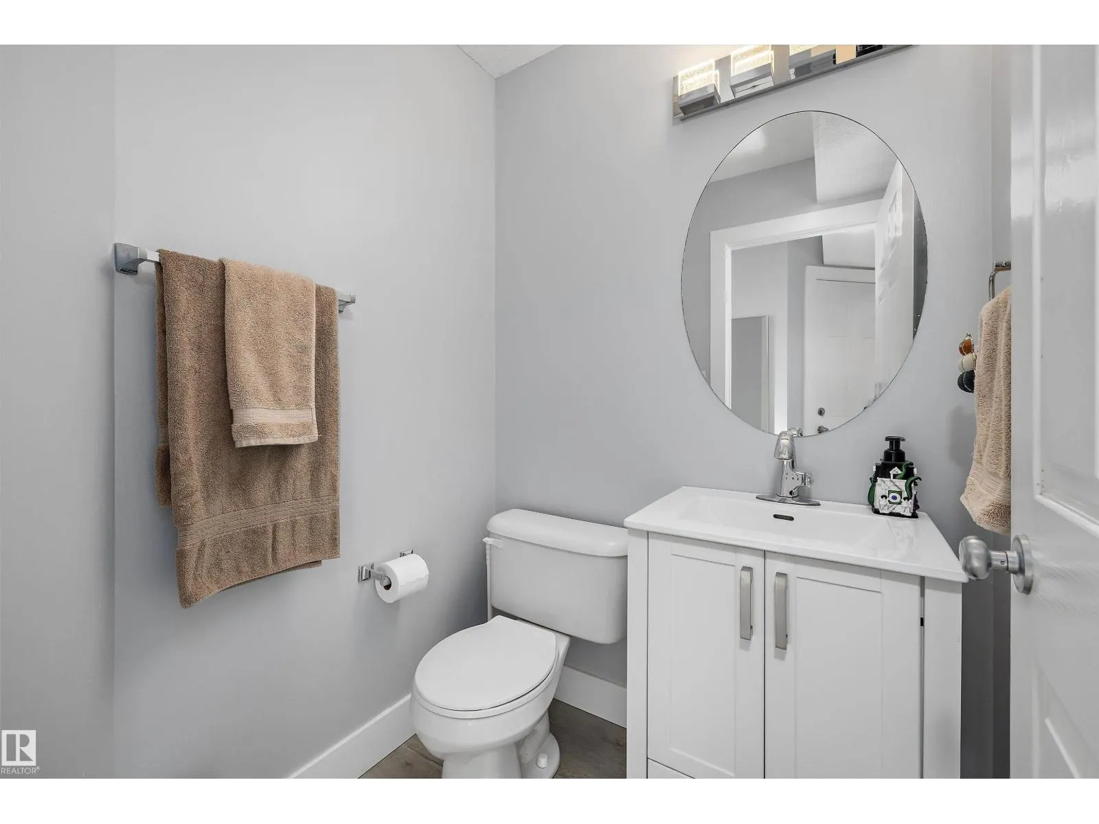 13984 137 ST NW
