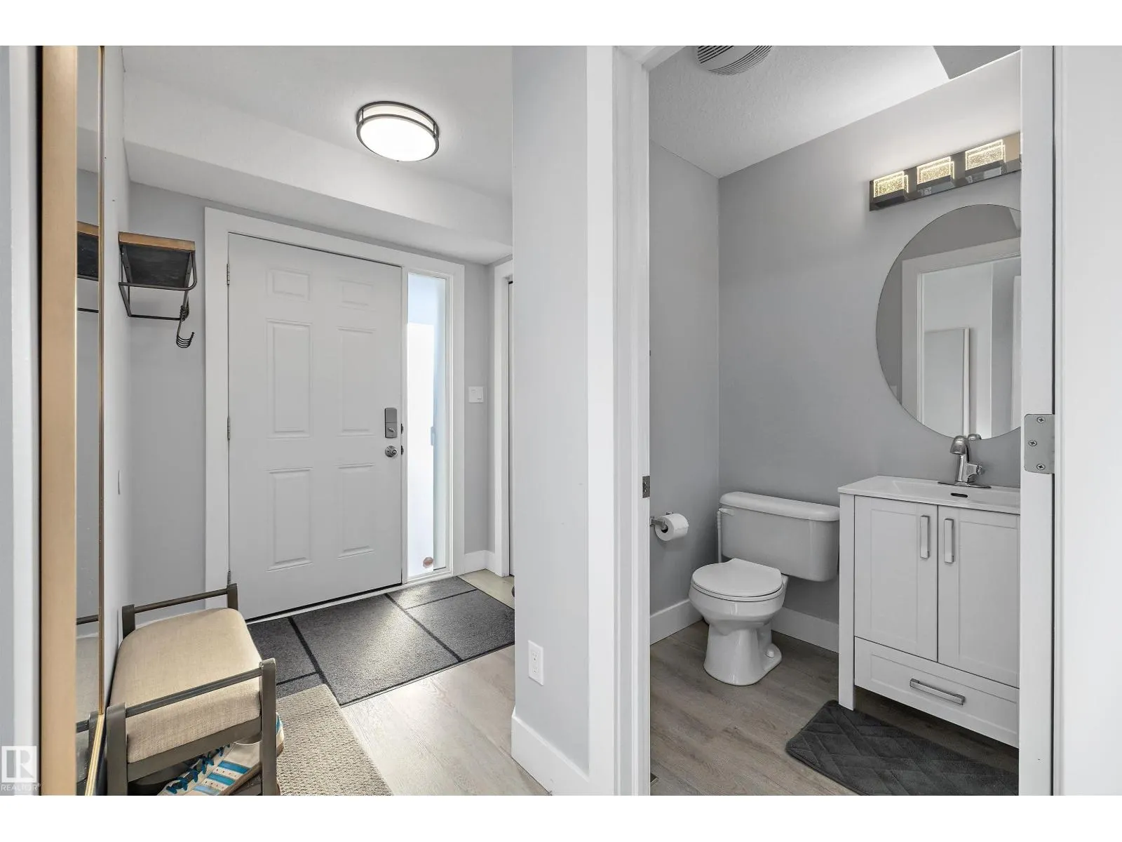 13984 137 ST NW