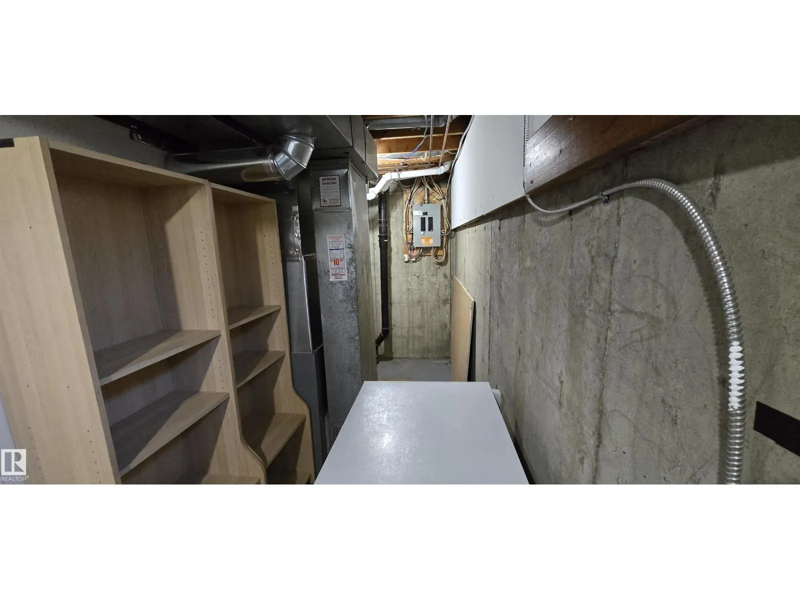 11430 139 AV NW
