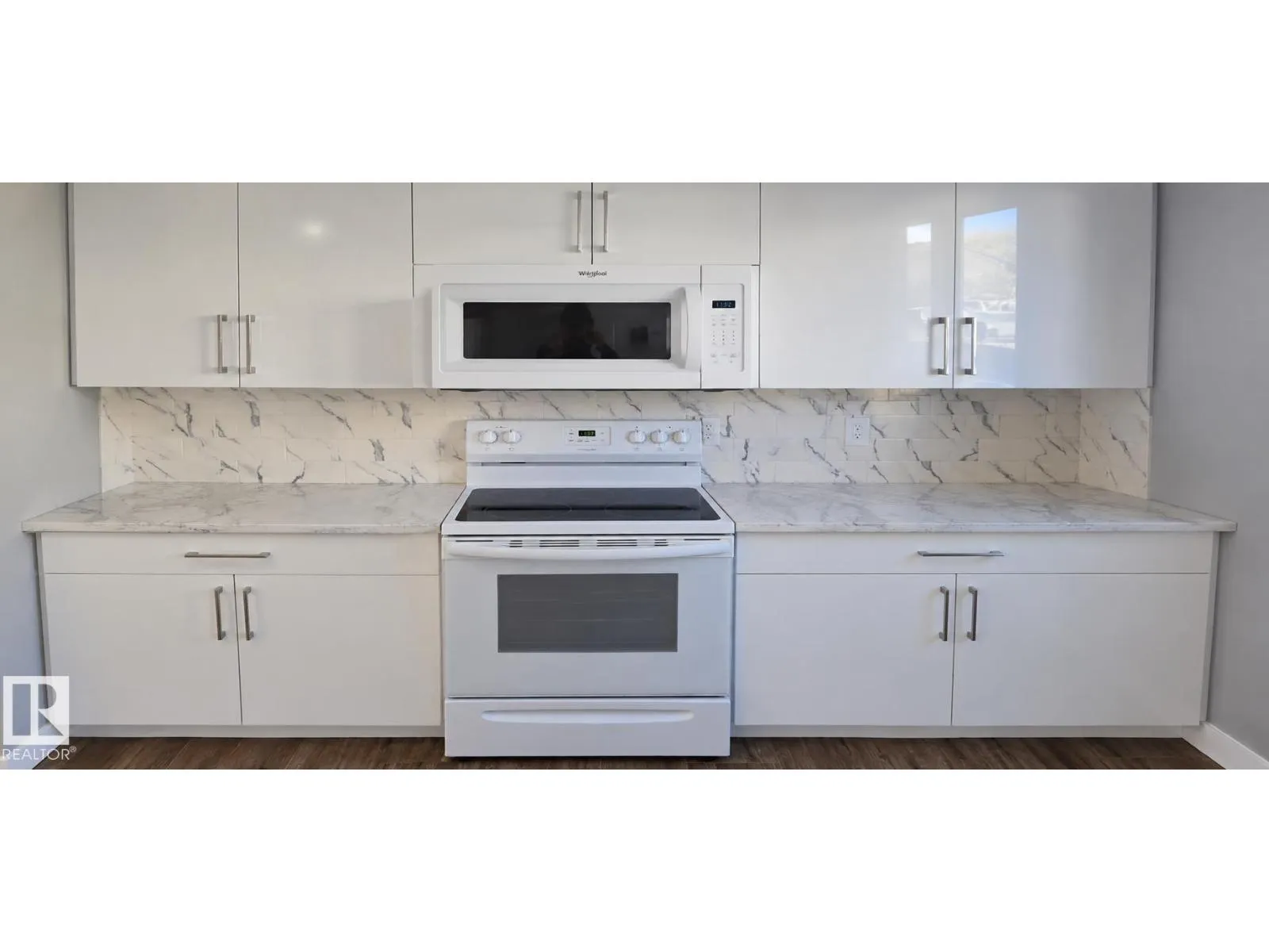 11430 139 AV NW