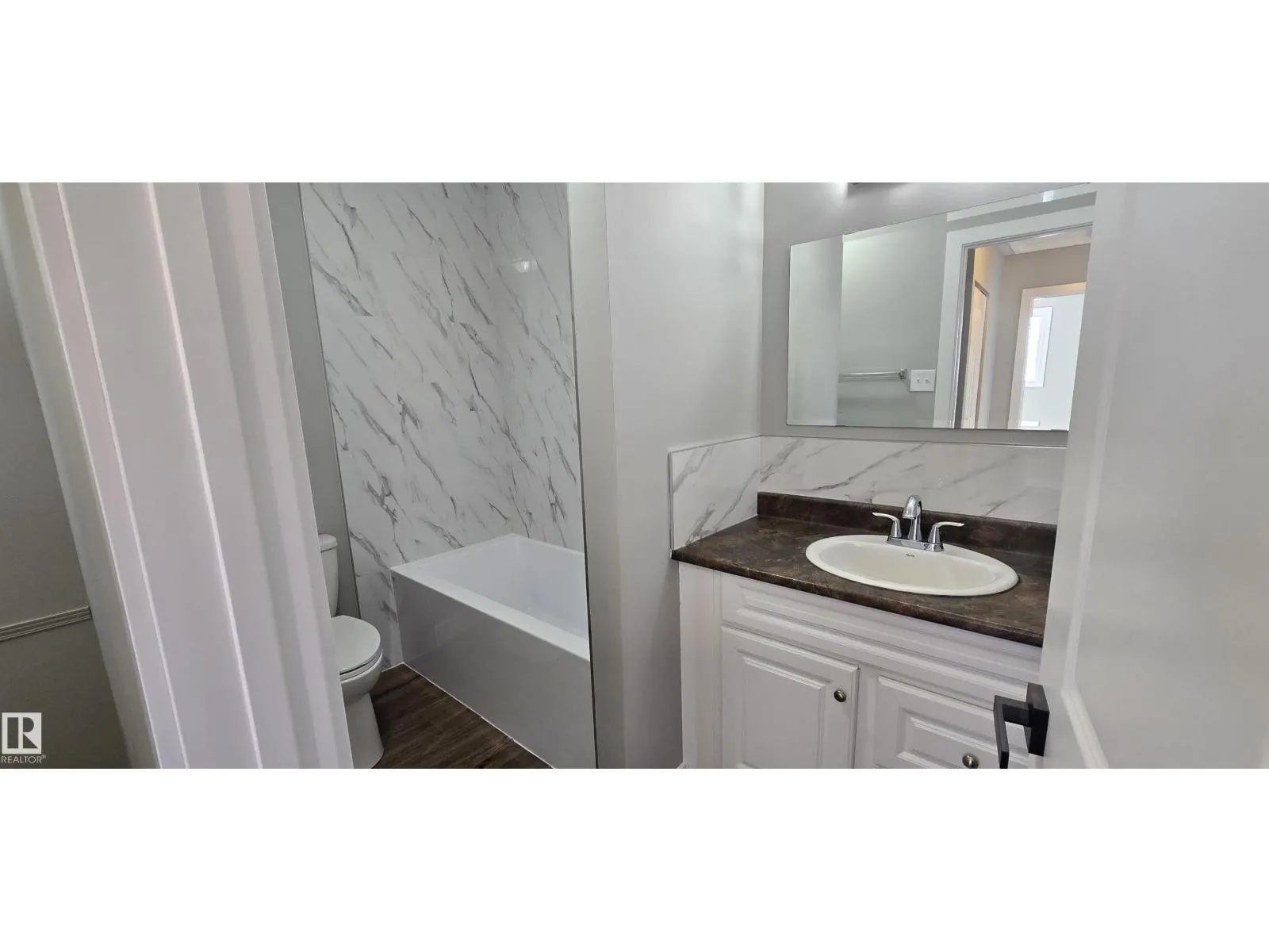 11430 139 AV NW