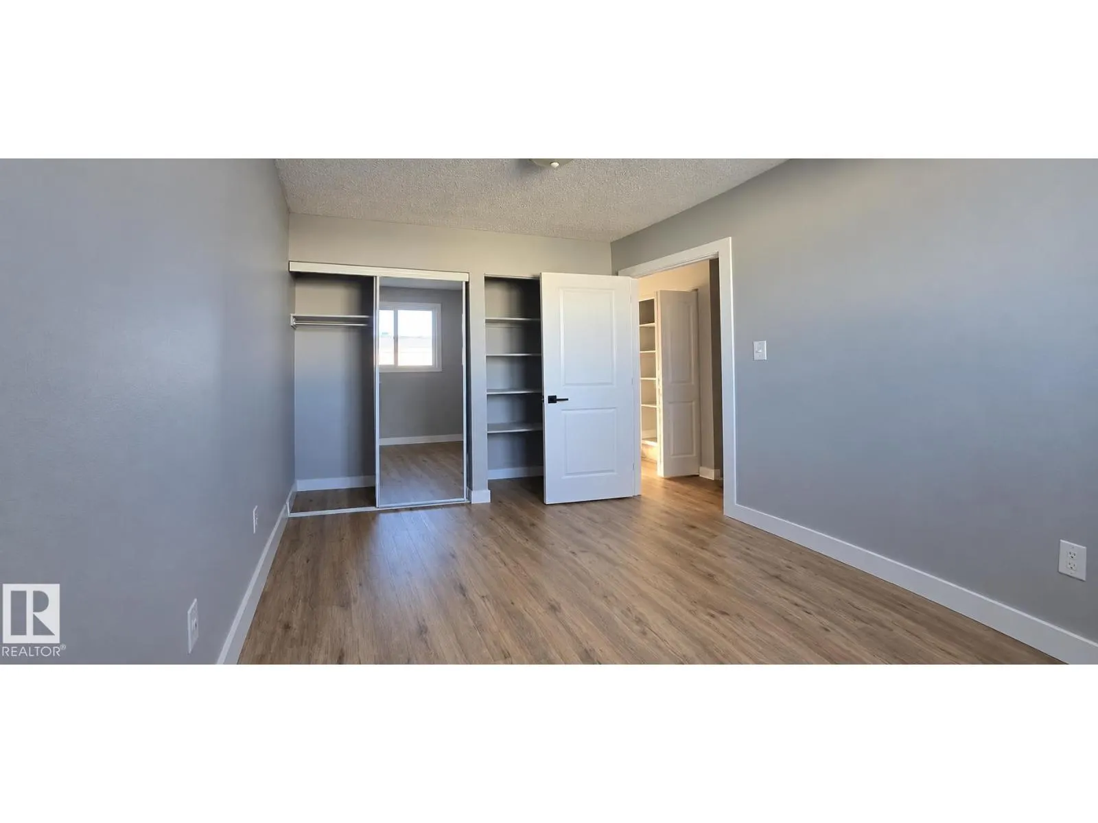 11430 139 AV NW