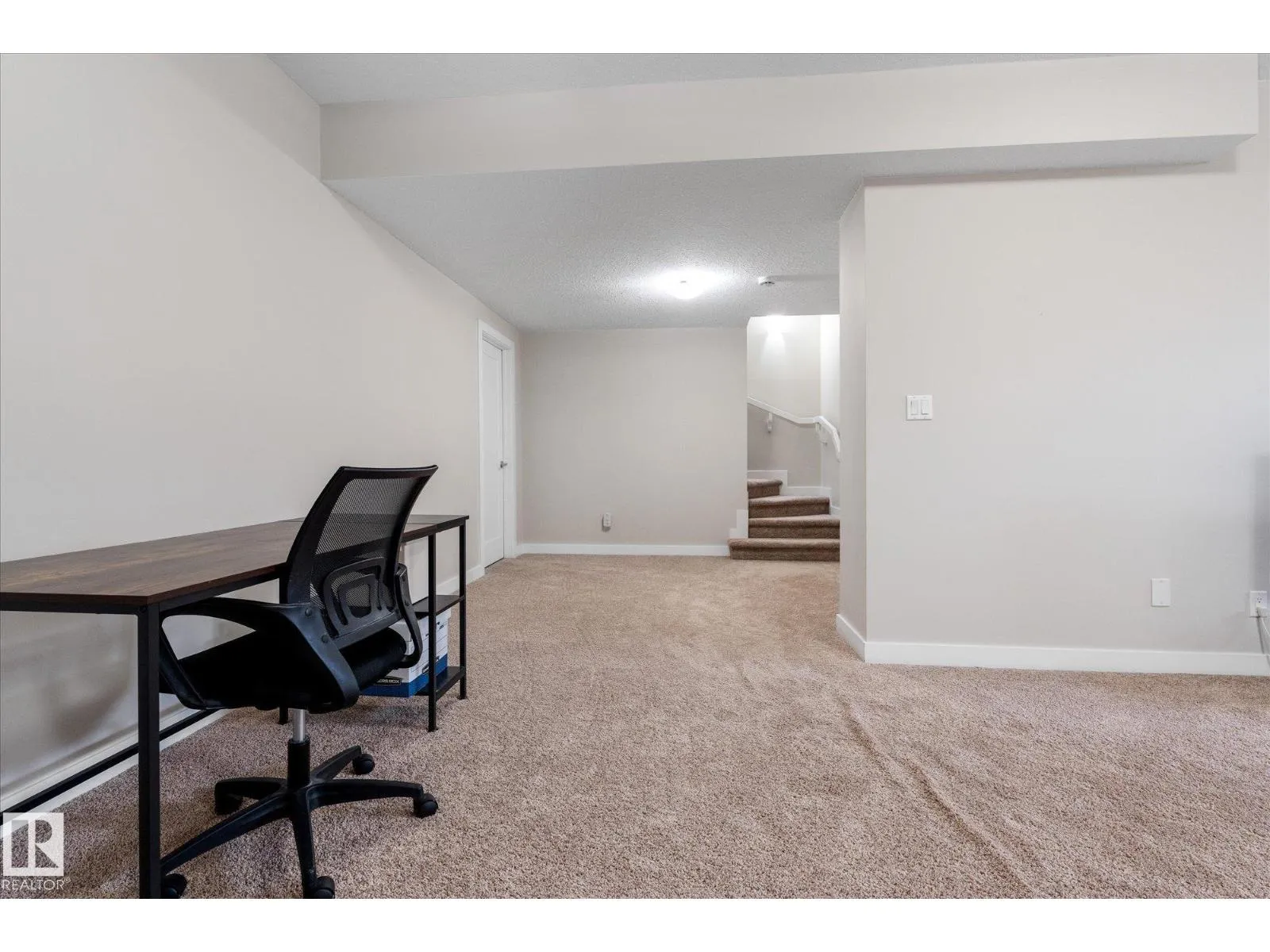11 PRESCOTT CL