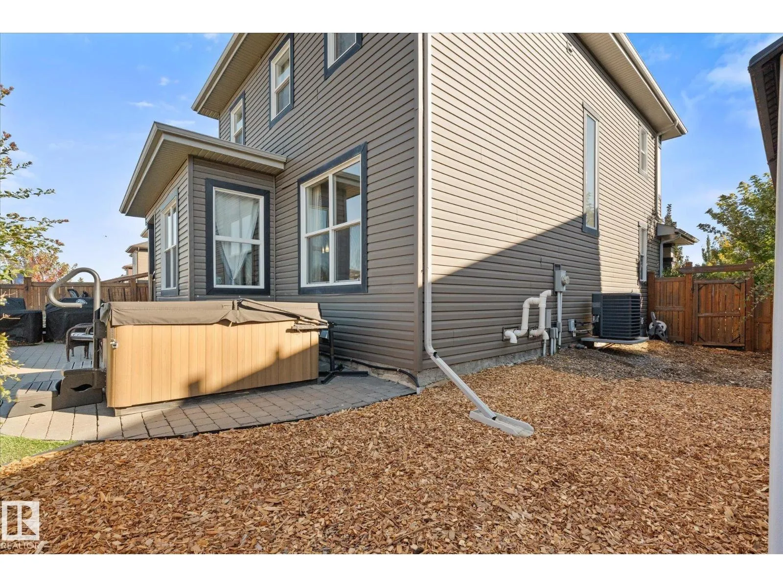 11 PRESCOTT CL