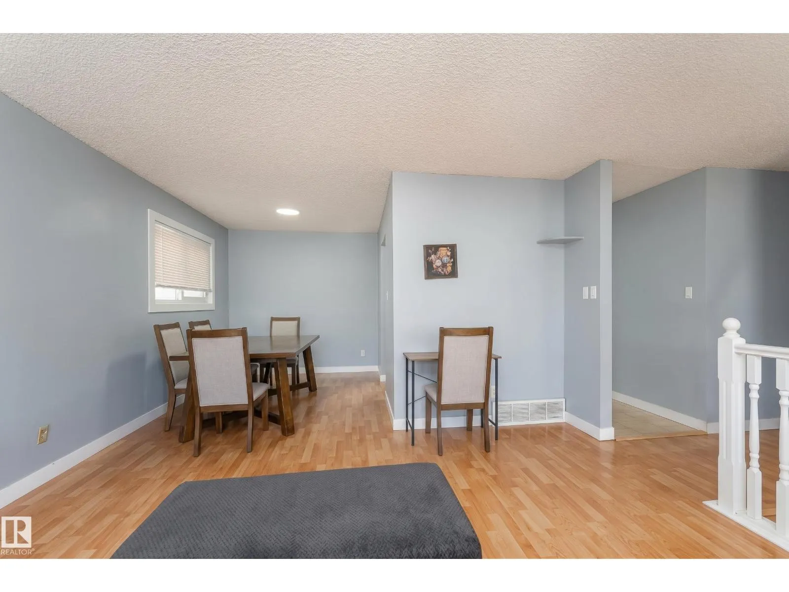 4535 30 AV NW