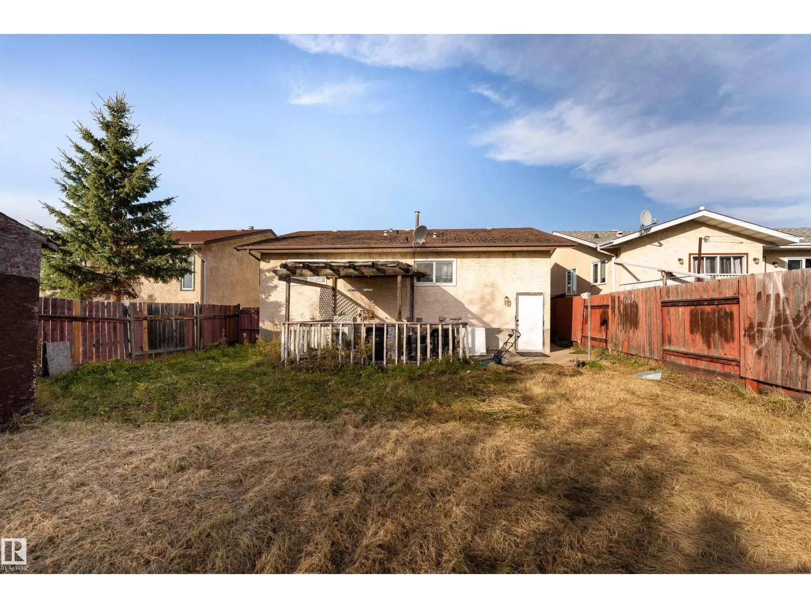 4535 30 AV NW