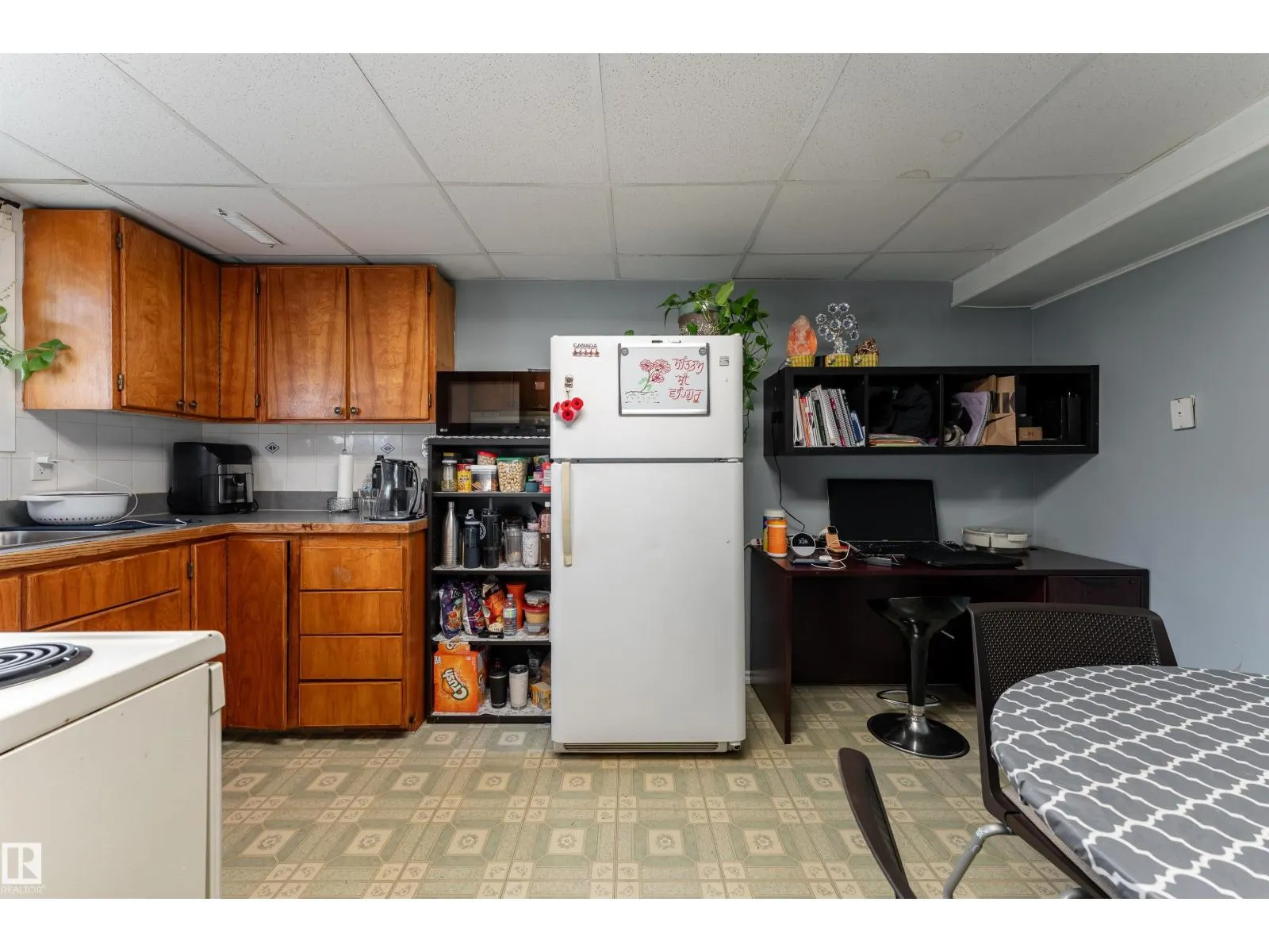 4535 30 AV NW