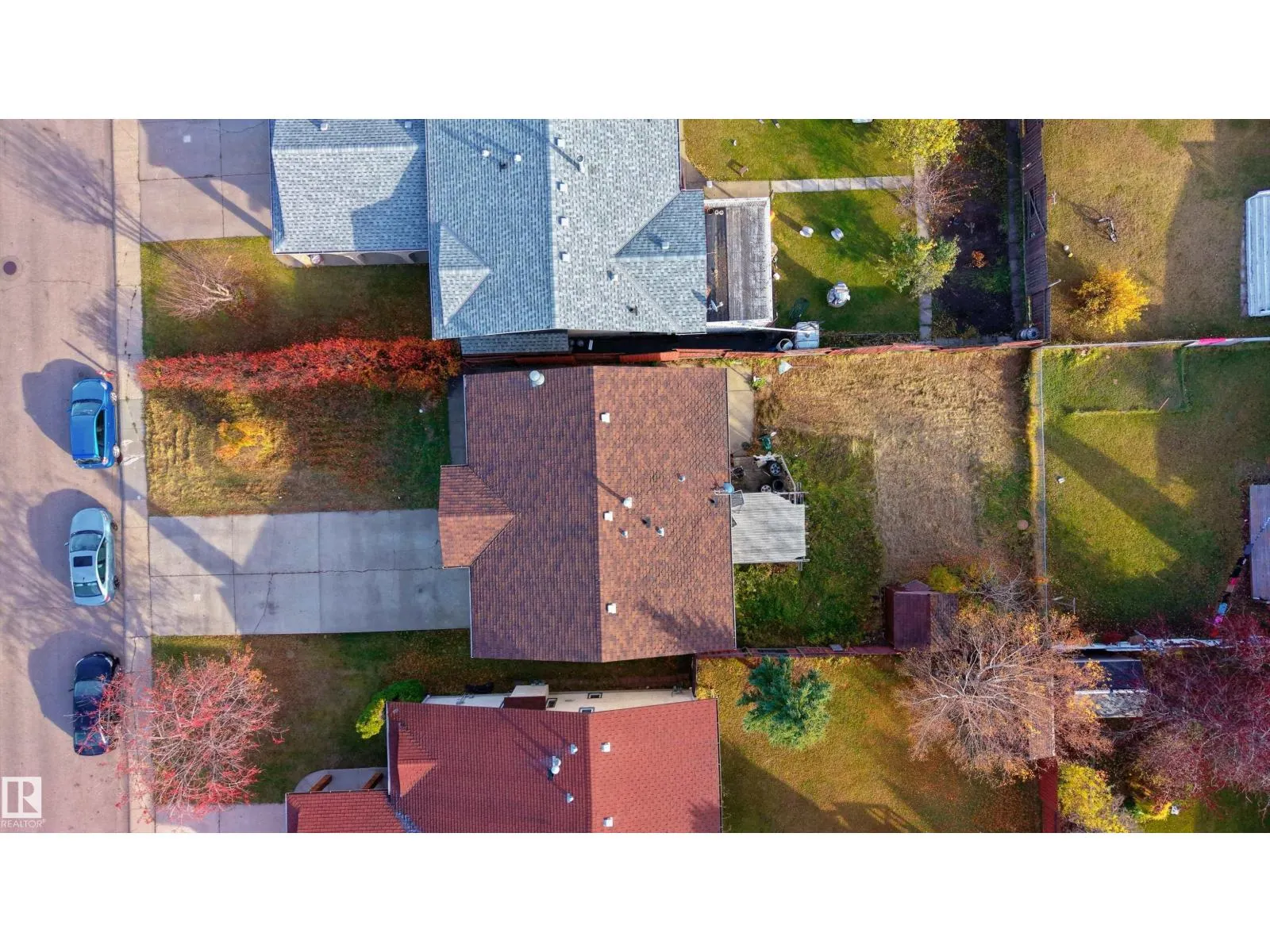 4535 30 AV NW