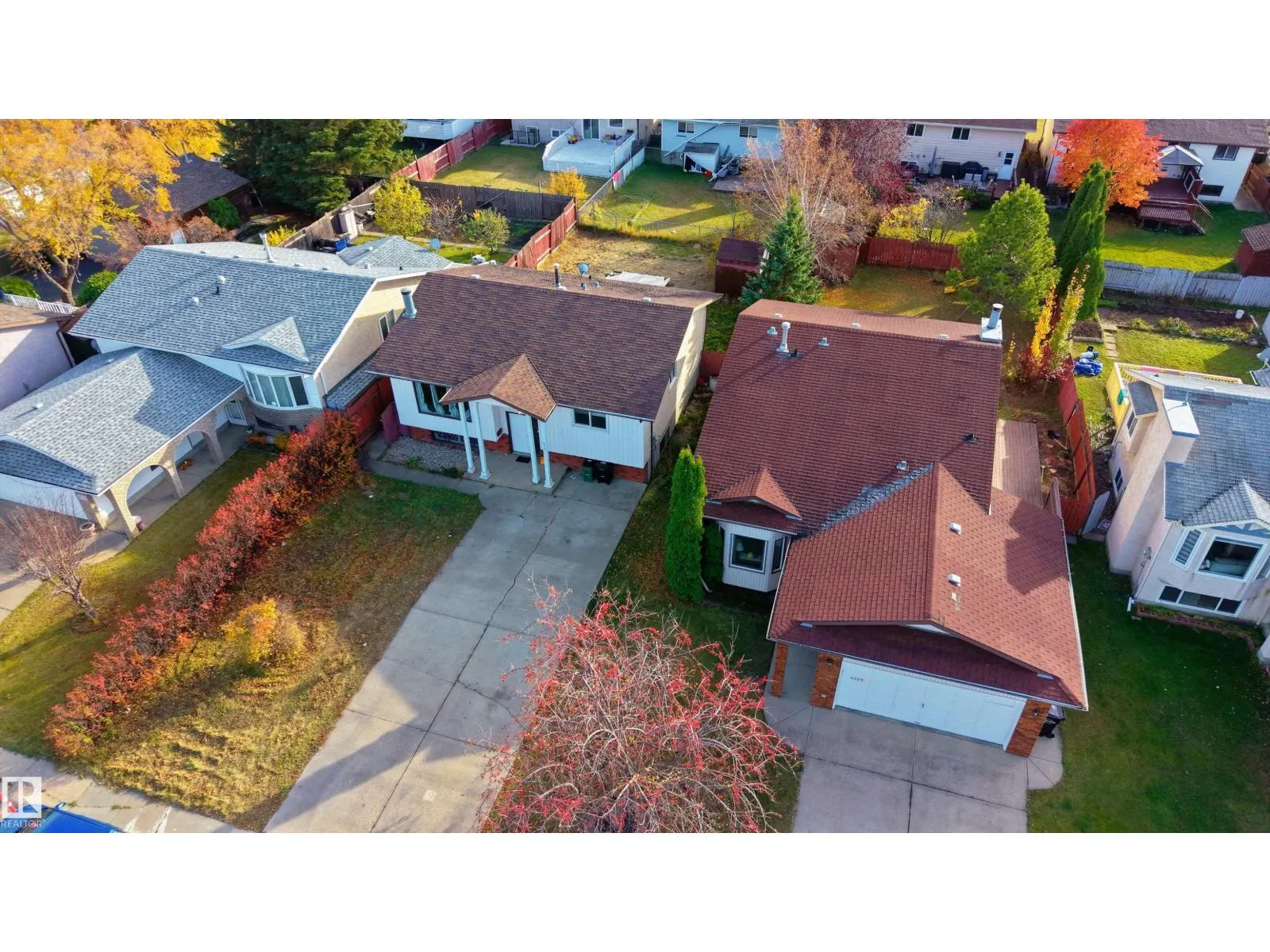4535 30 AV NW