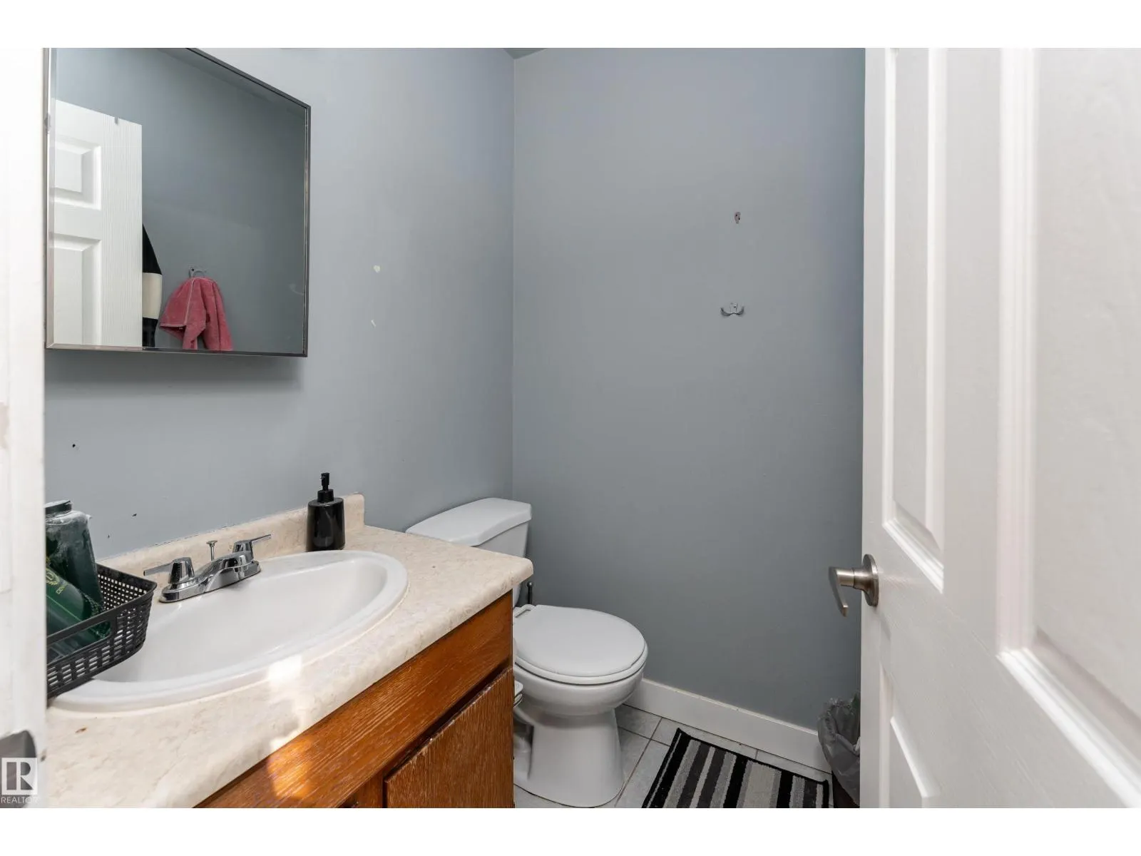 4535 30 AV NW