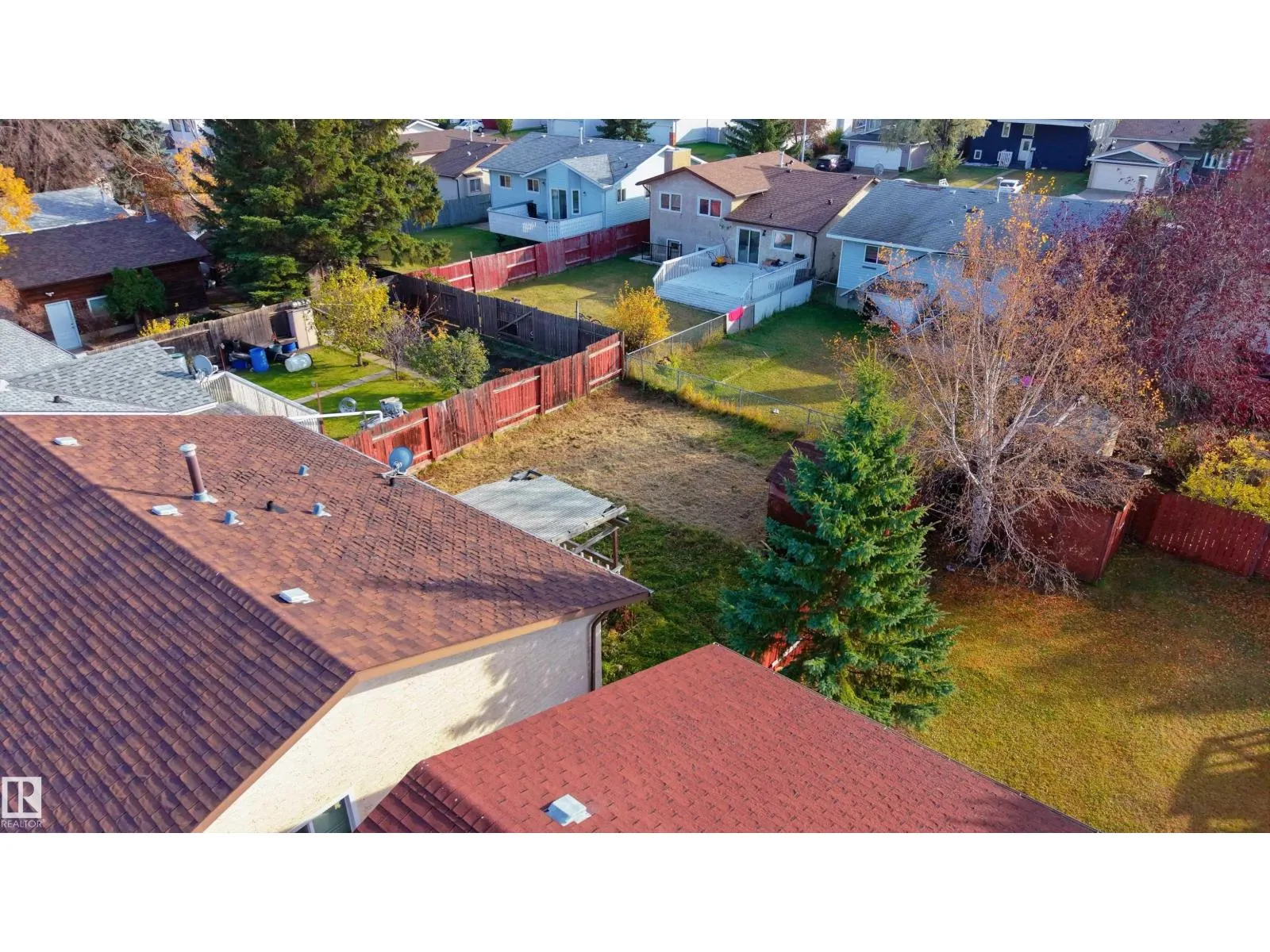 4535 30 AV NW
