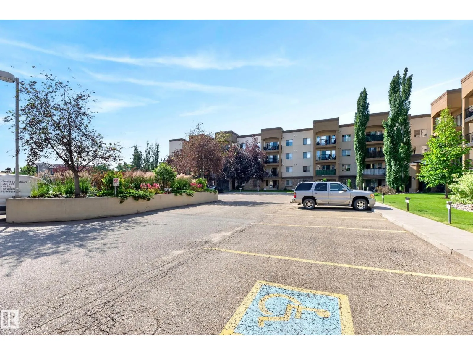 #425 400 PALISADES WY