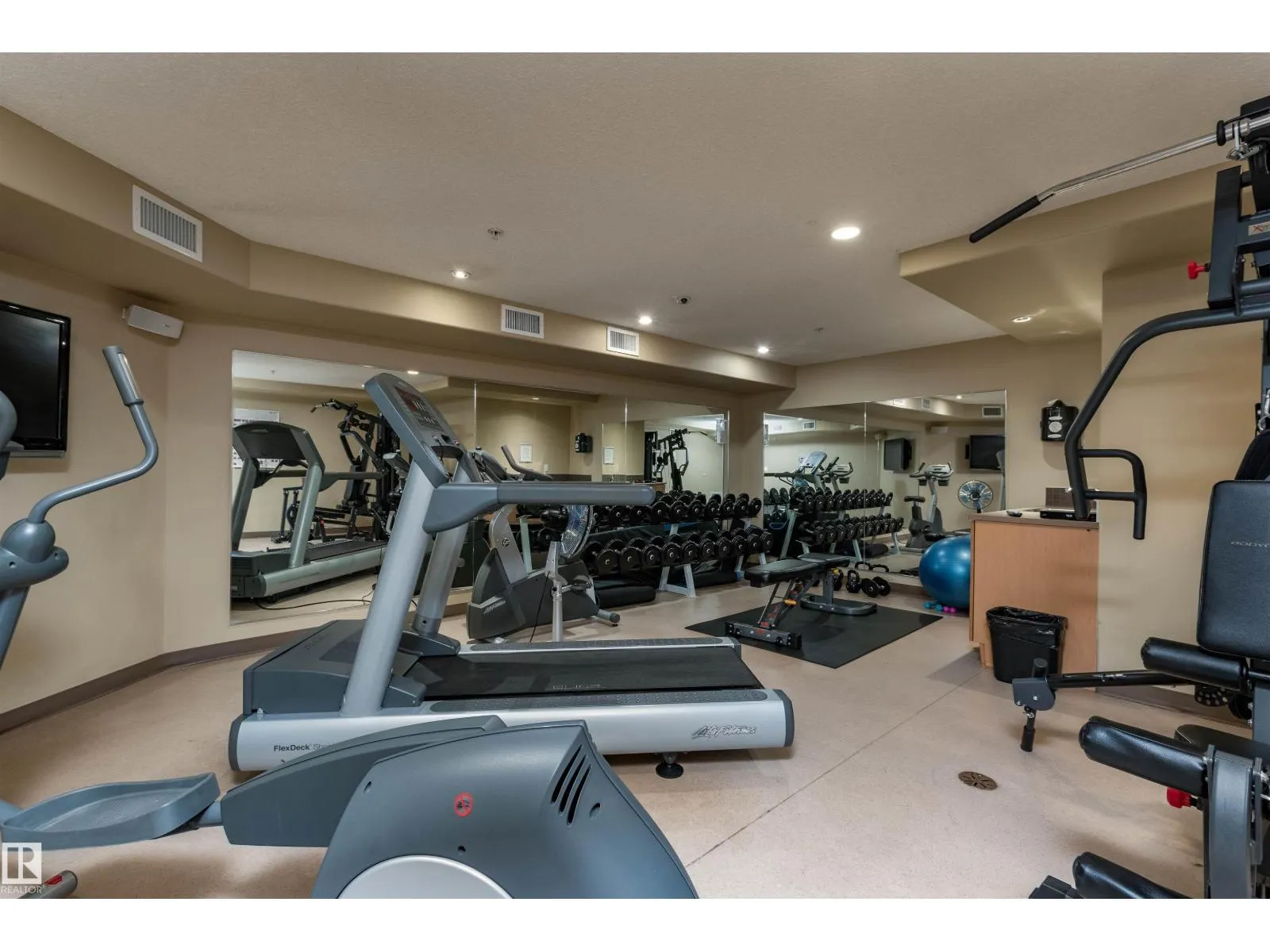 #425 400 PALISADES WY