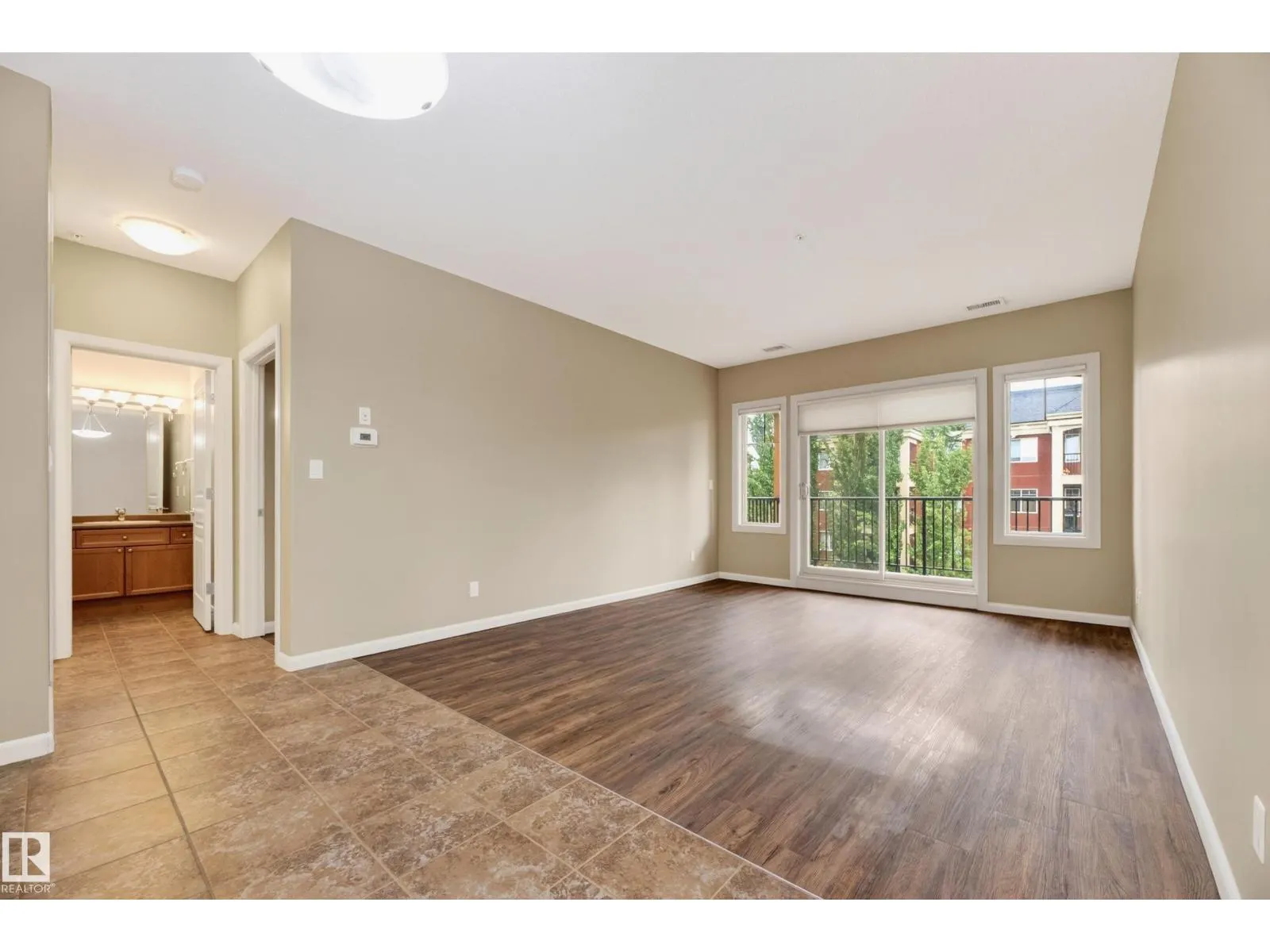#425 400 PALISADES WY