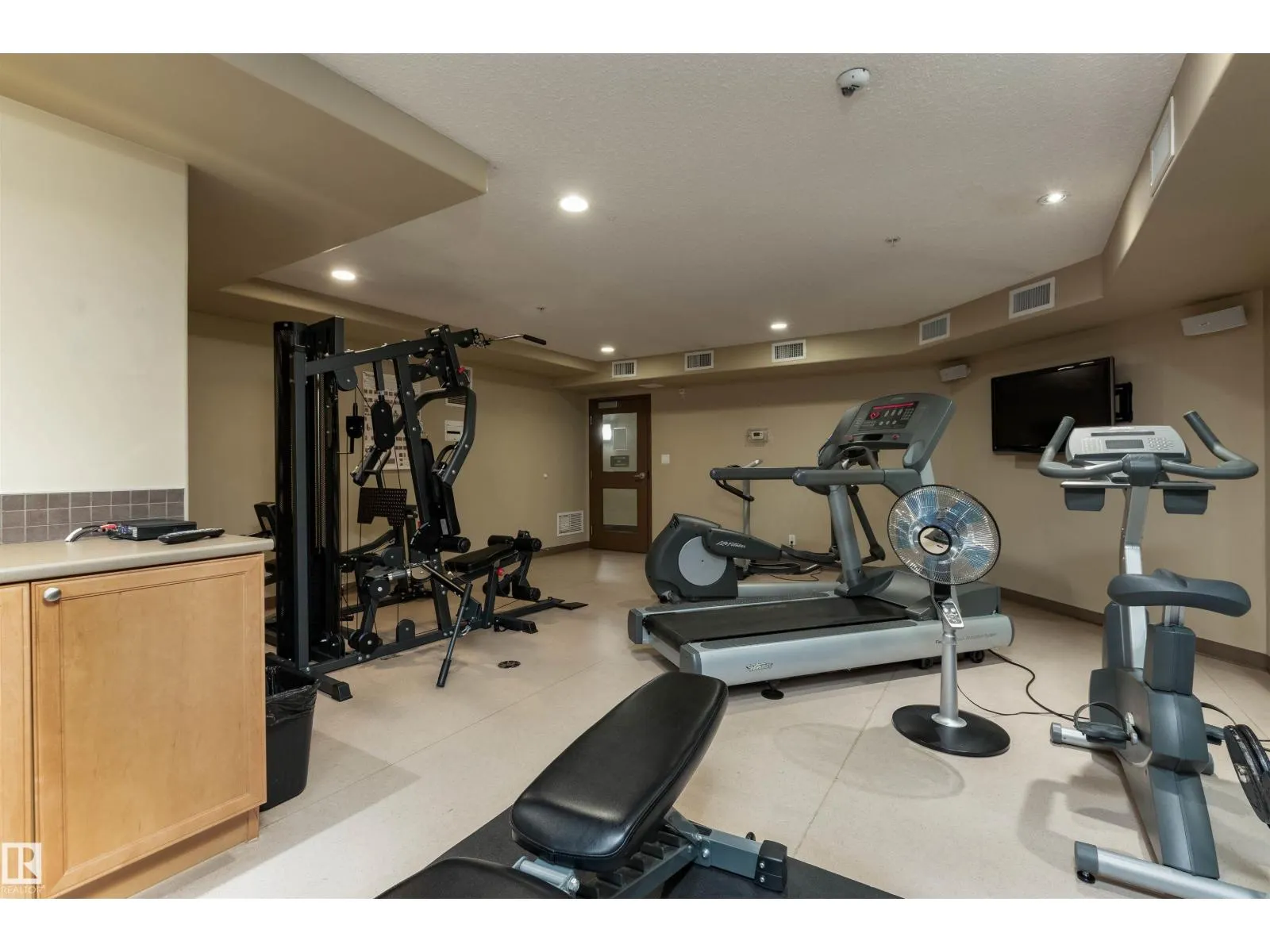 #425 400 PALISADES WY
