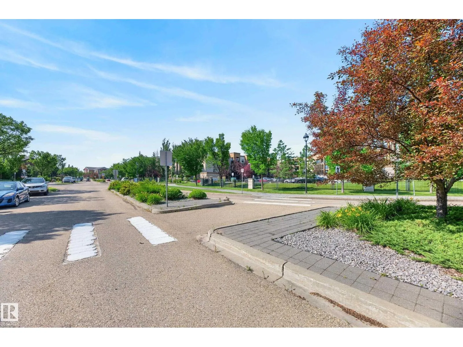 #425 400 PALISADES WY