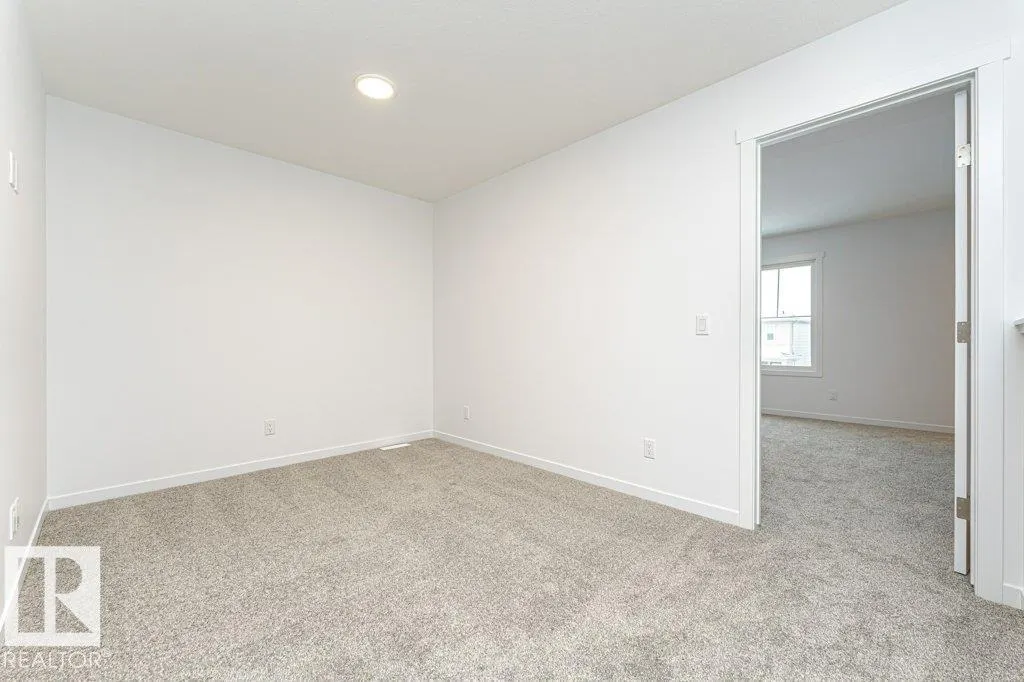 6269 175A AV NW