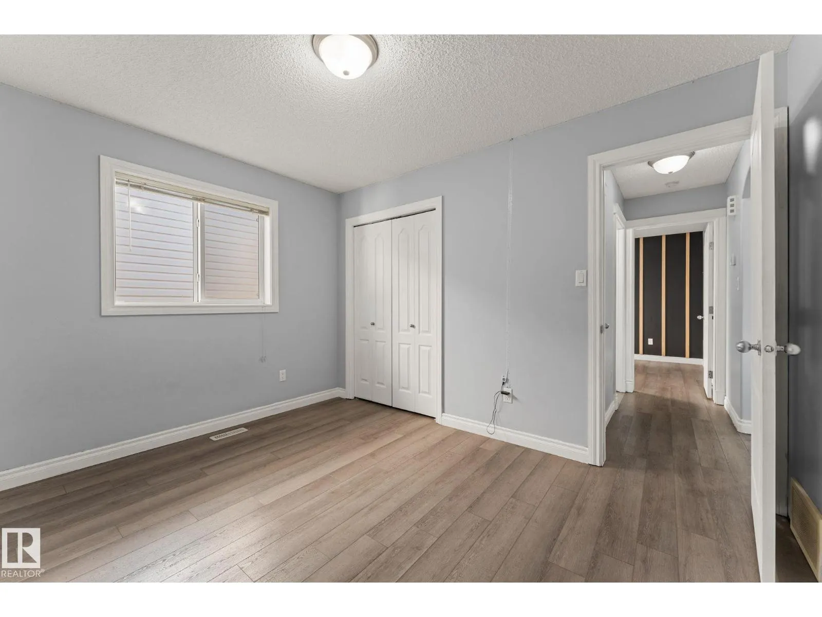 15407 47 ST NW NW