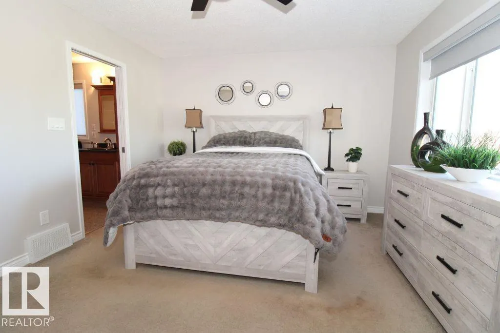 13 DARTMOUTH CR
