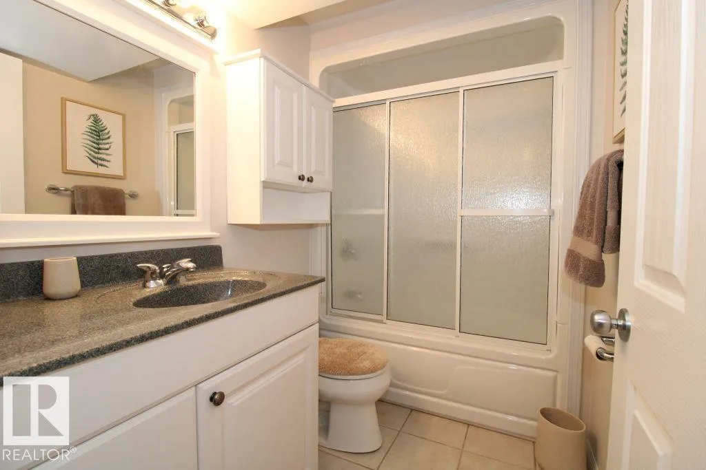 13 DARTMOUTH CR