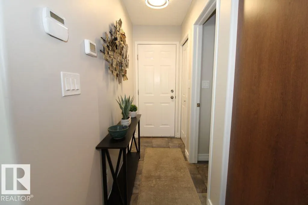 13 DARTMOUTH CR