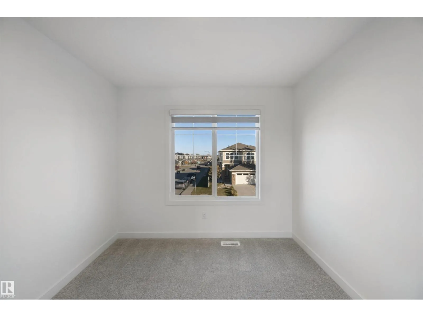 8178 222A ST NW
