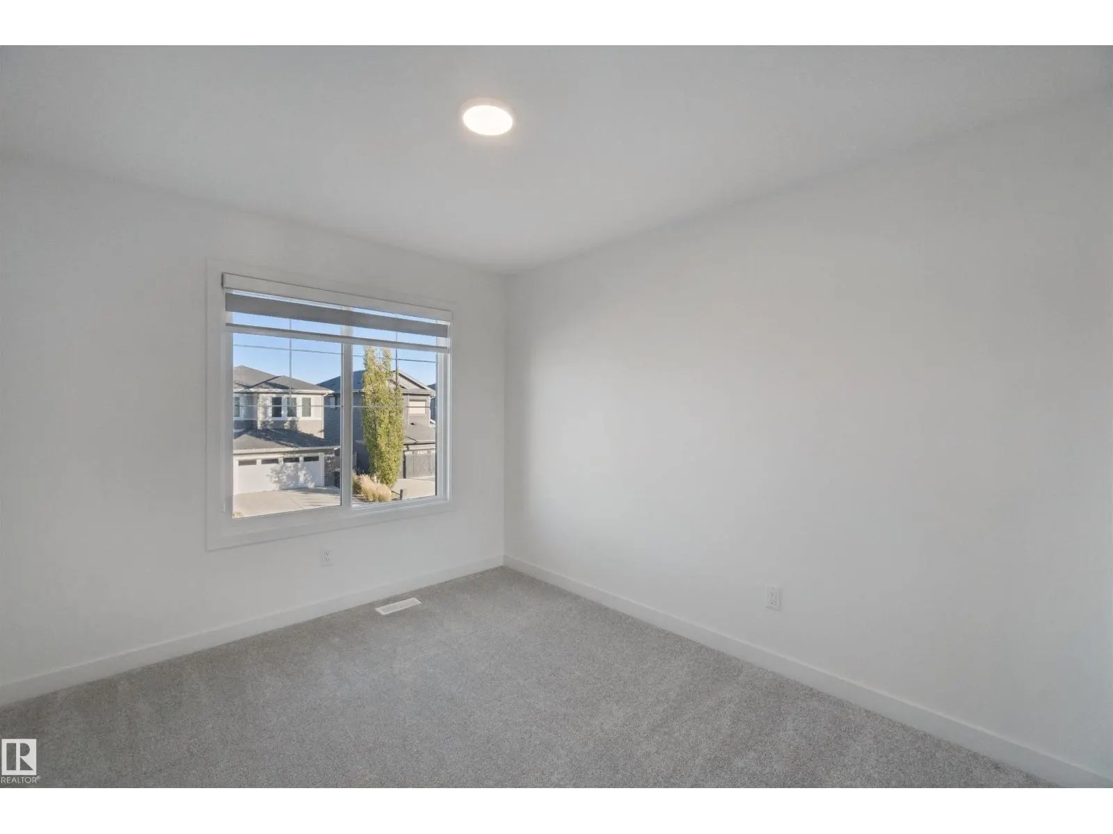 8178 222A ST NW
