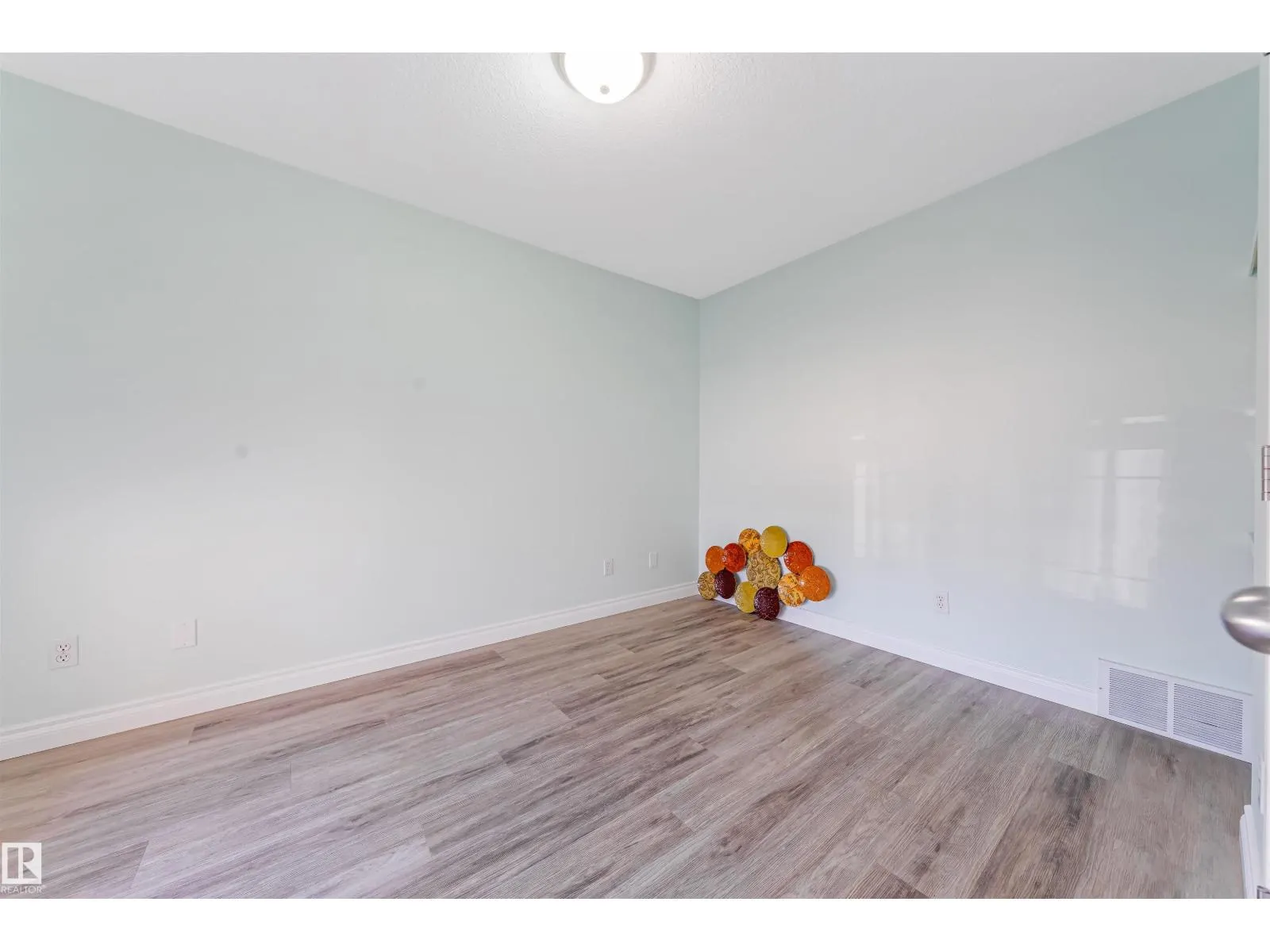 13023 HUDSON WY NW