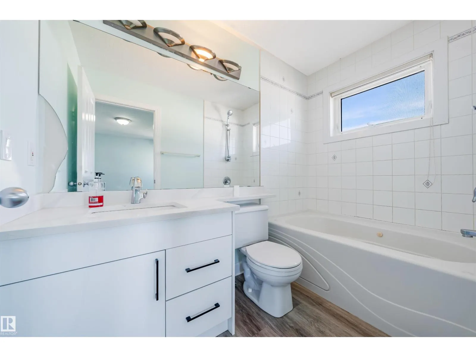 13023 HUDSON WY NW