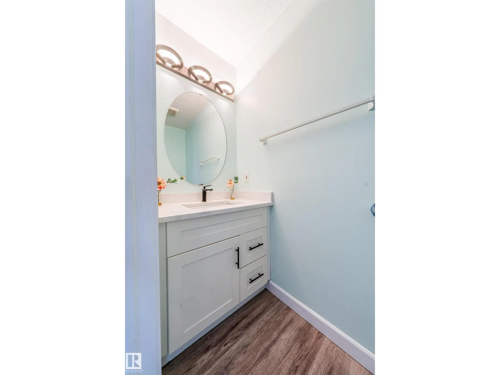 13023 HUDSON WY NW