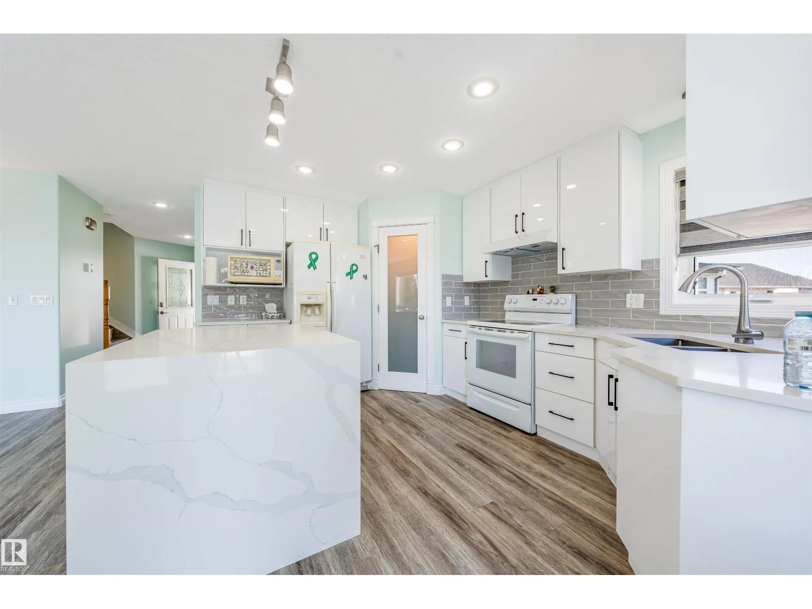 13023 HUDSON WY NW