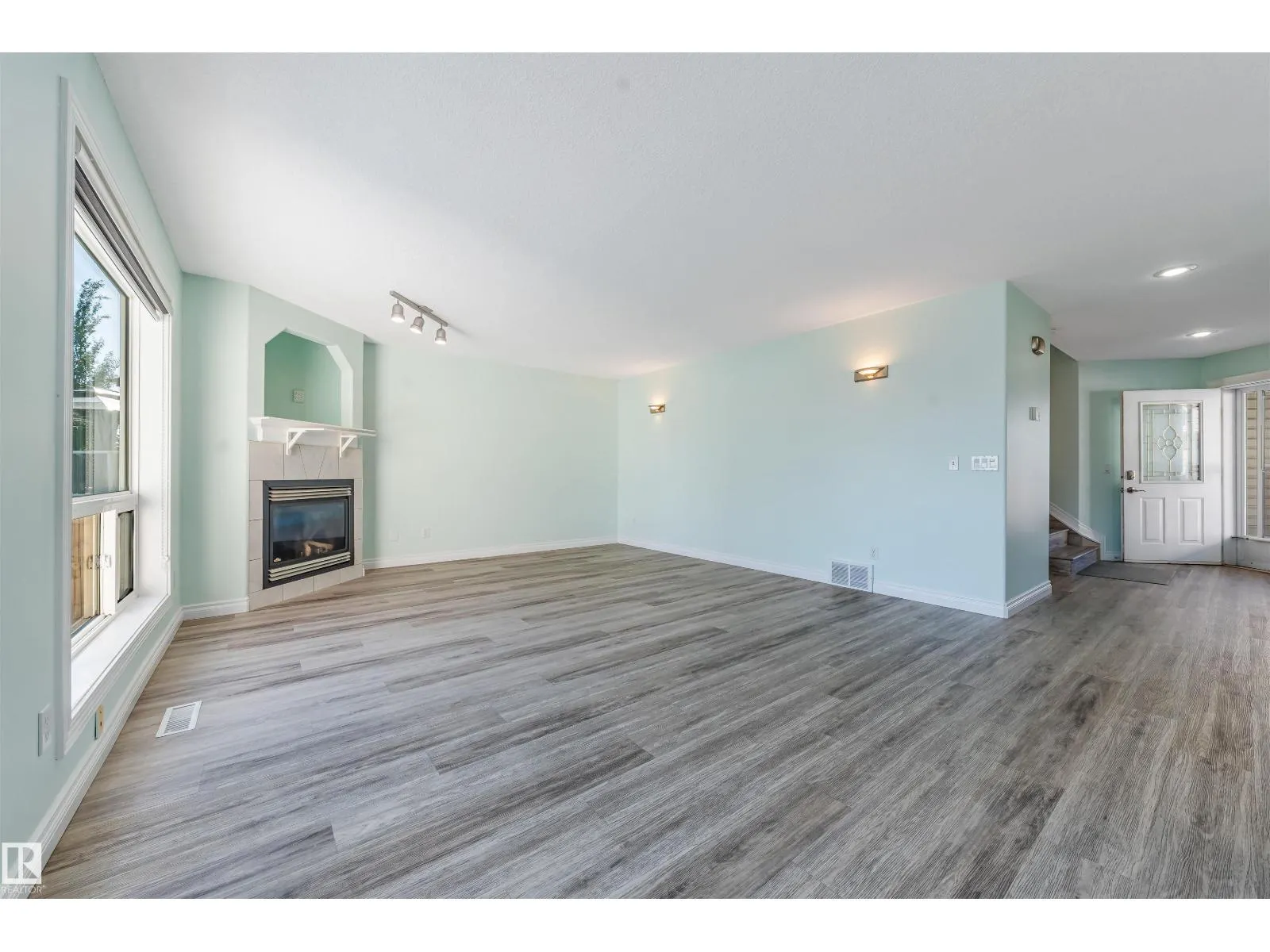 13023 HUDSON WY NW
