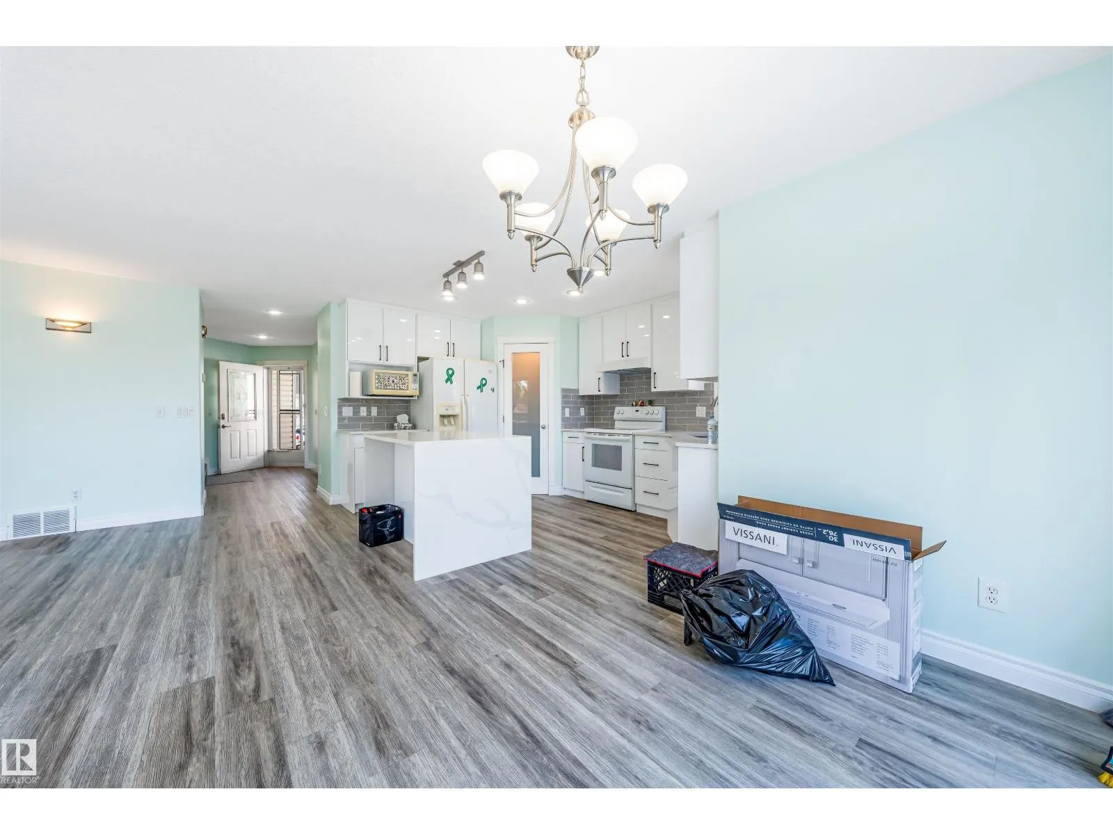13023 HUDSON WY NW
