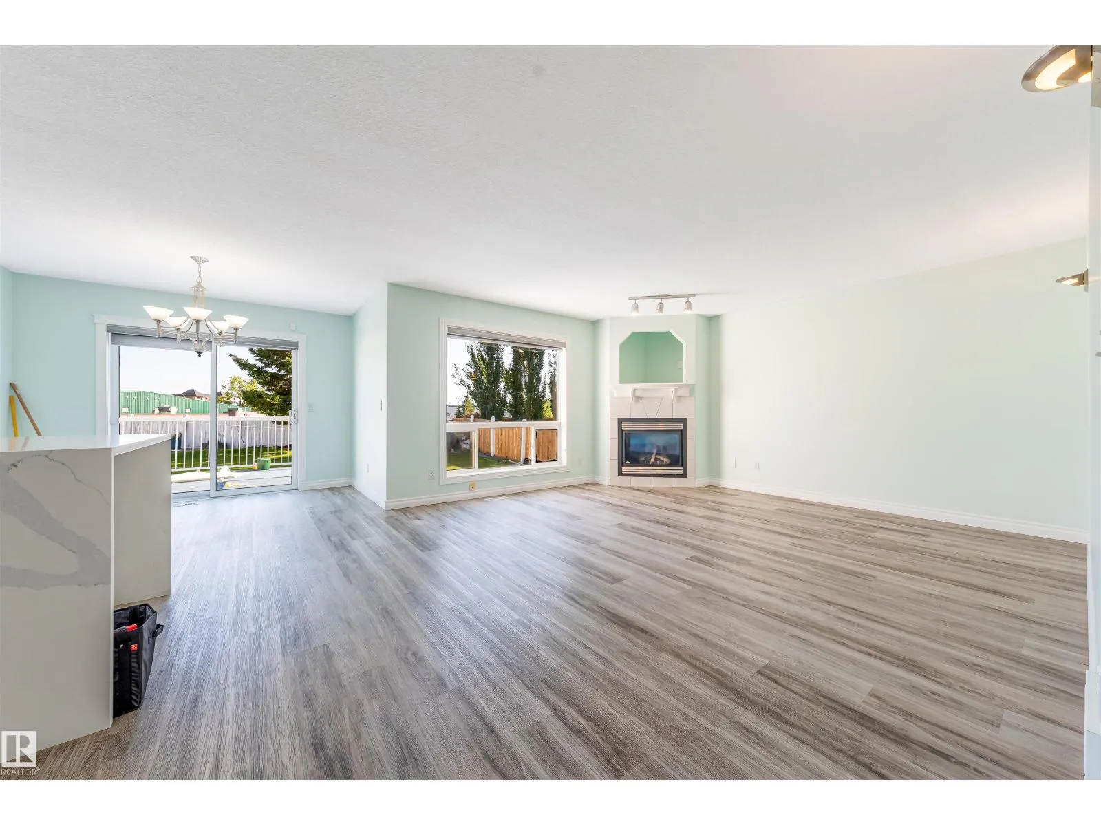 13023 HUDSON WY NW