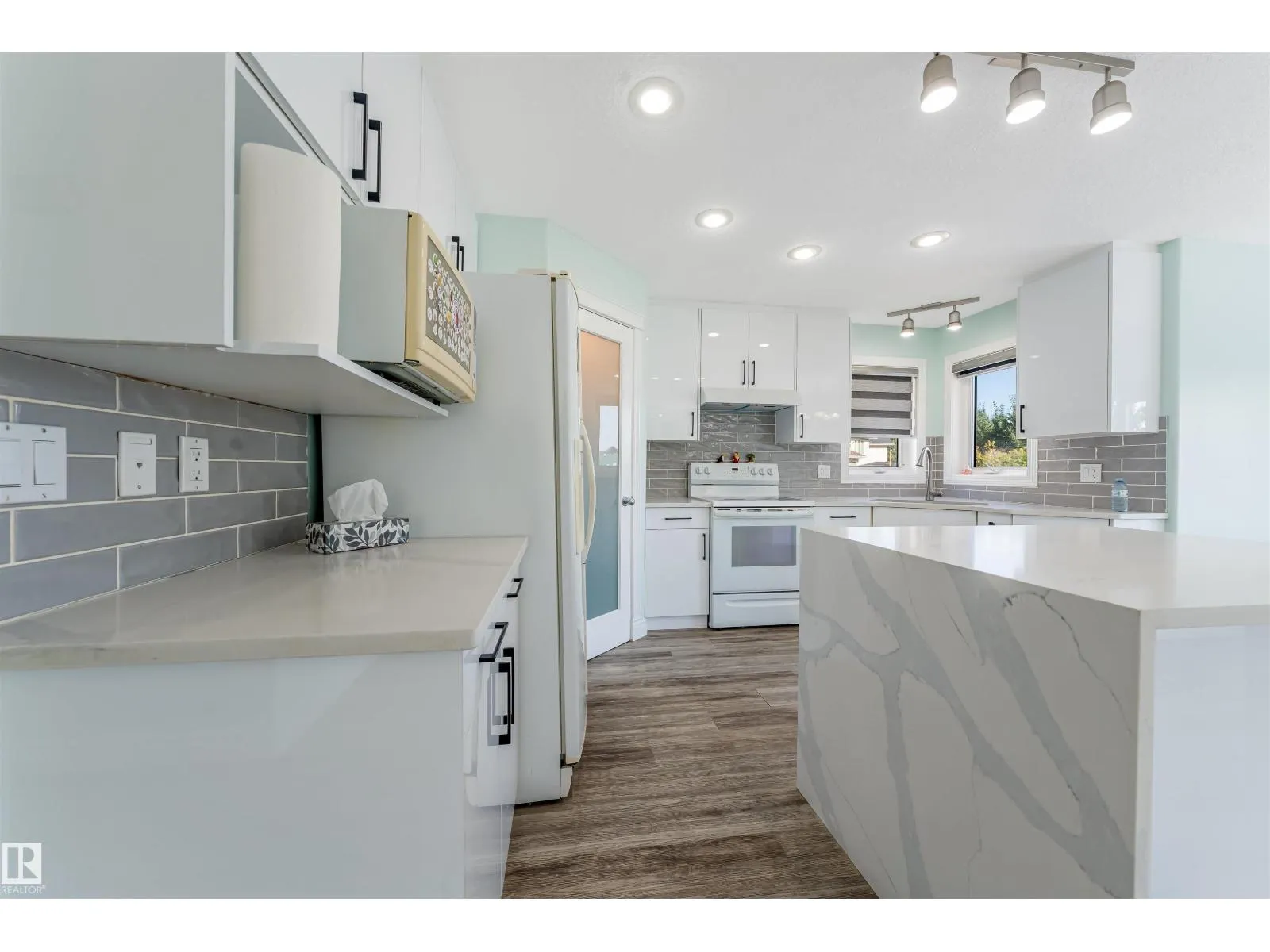 13023 HUDSON WY NW