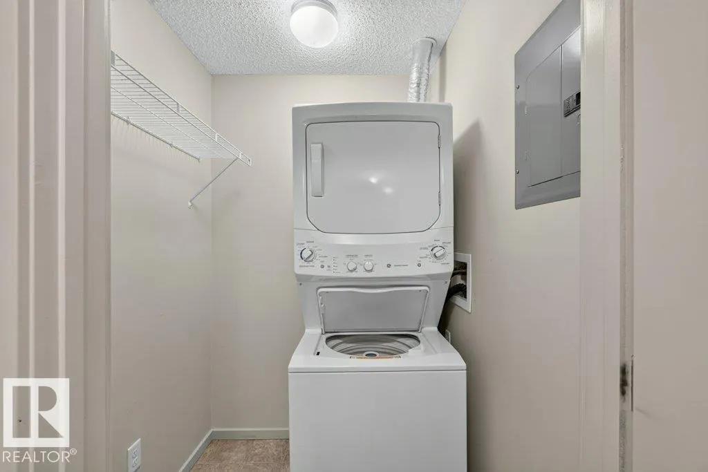 #103 508 ALBANY WY NW