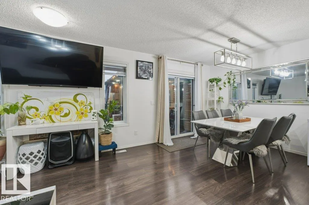 99 SPRINGWOOD WY